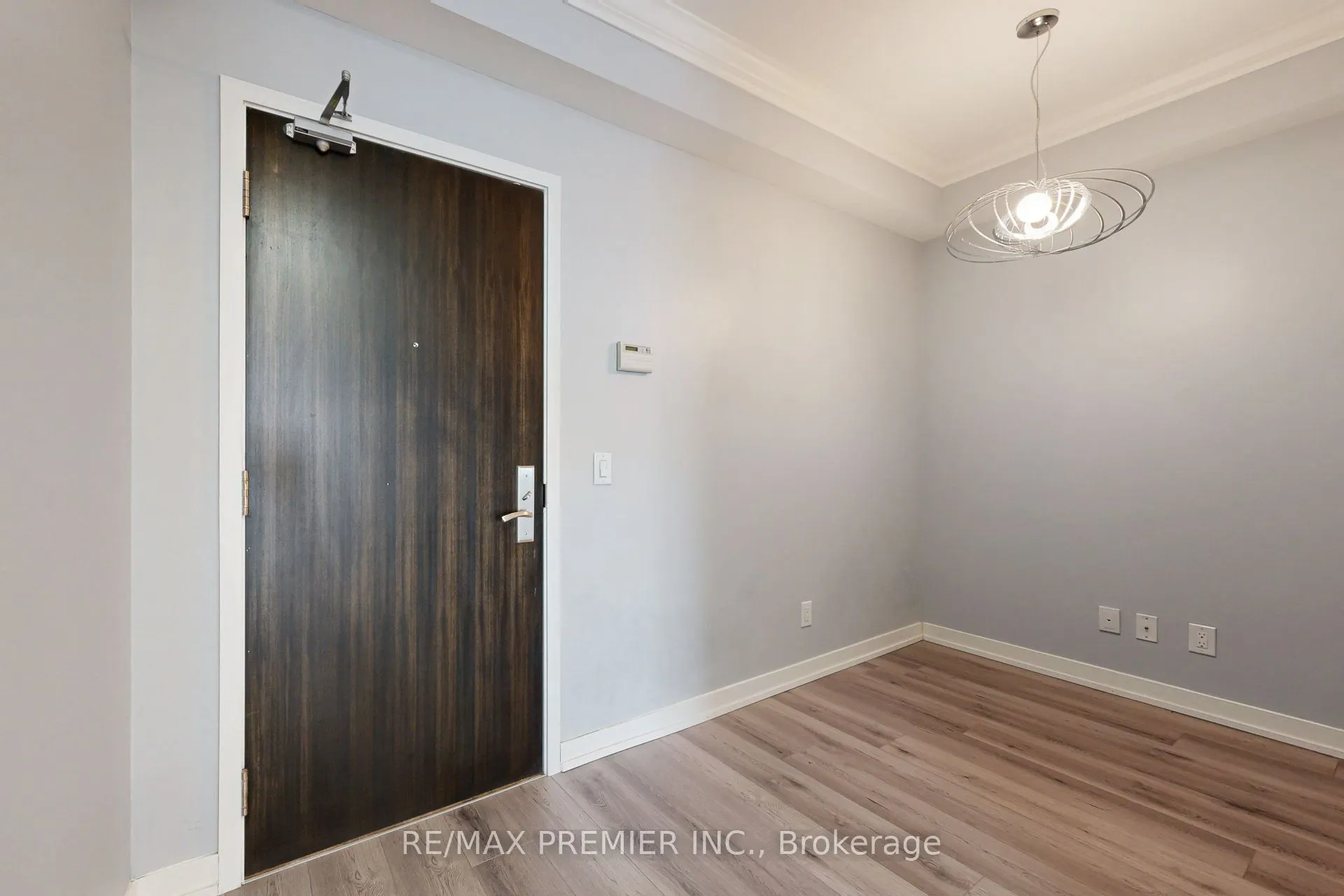 840 Queen's Plate Drive, #610
