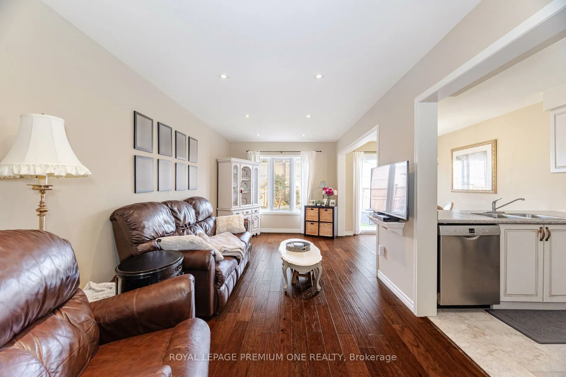50 Big Moe Crescent