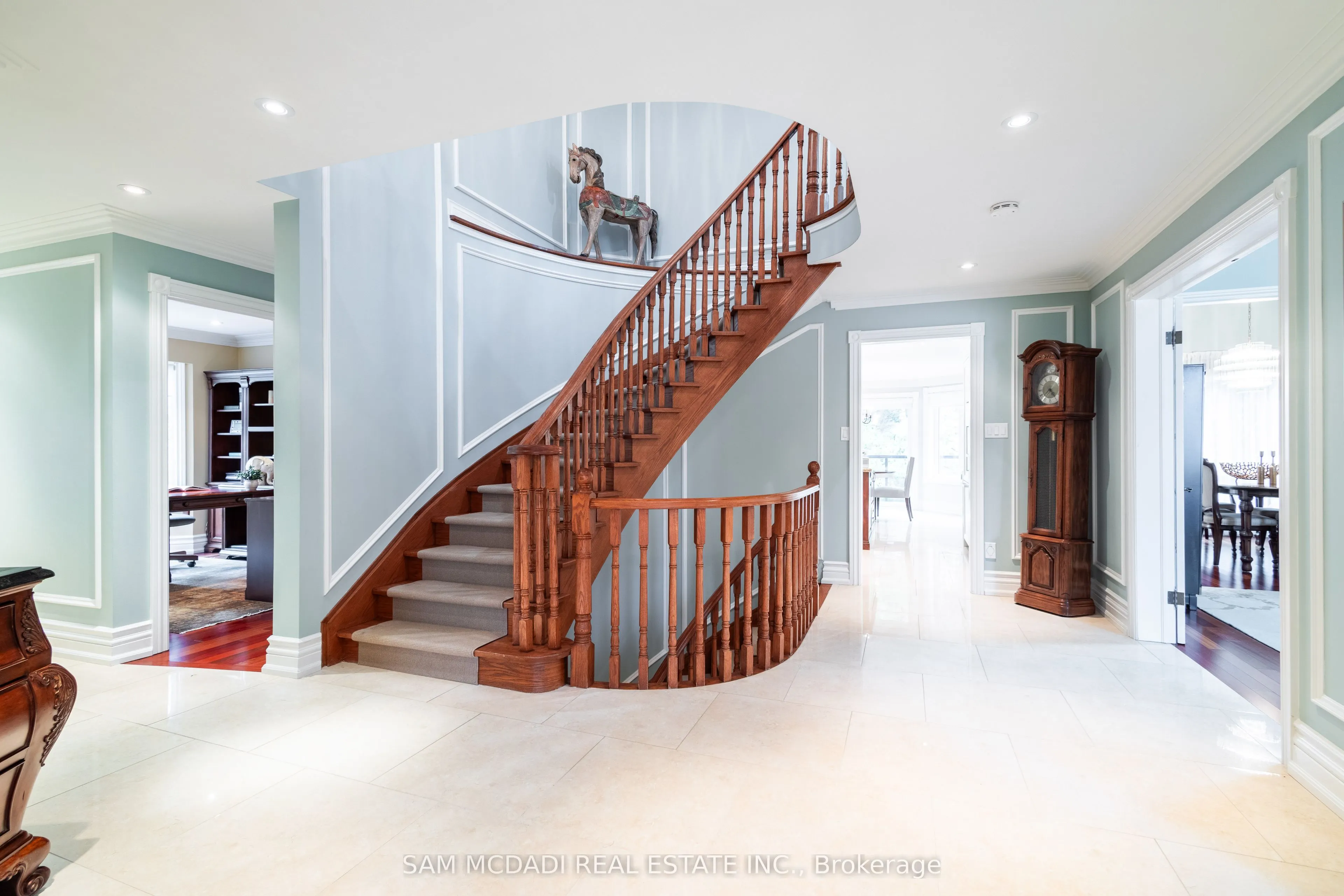 4027 Lookout Court