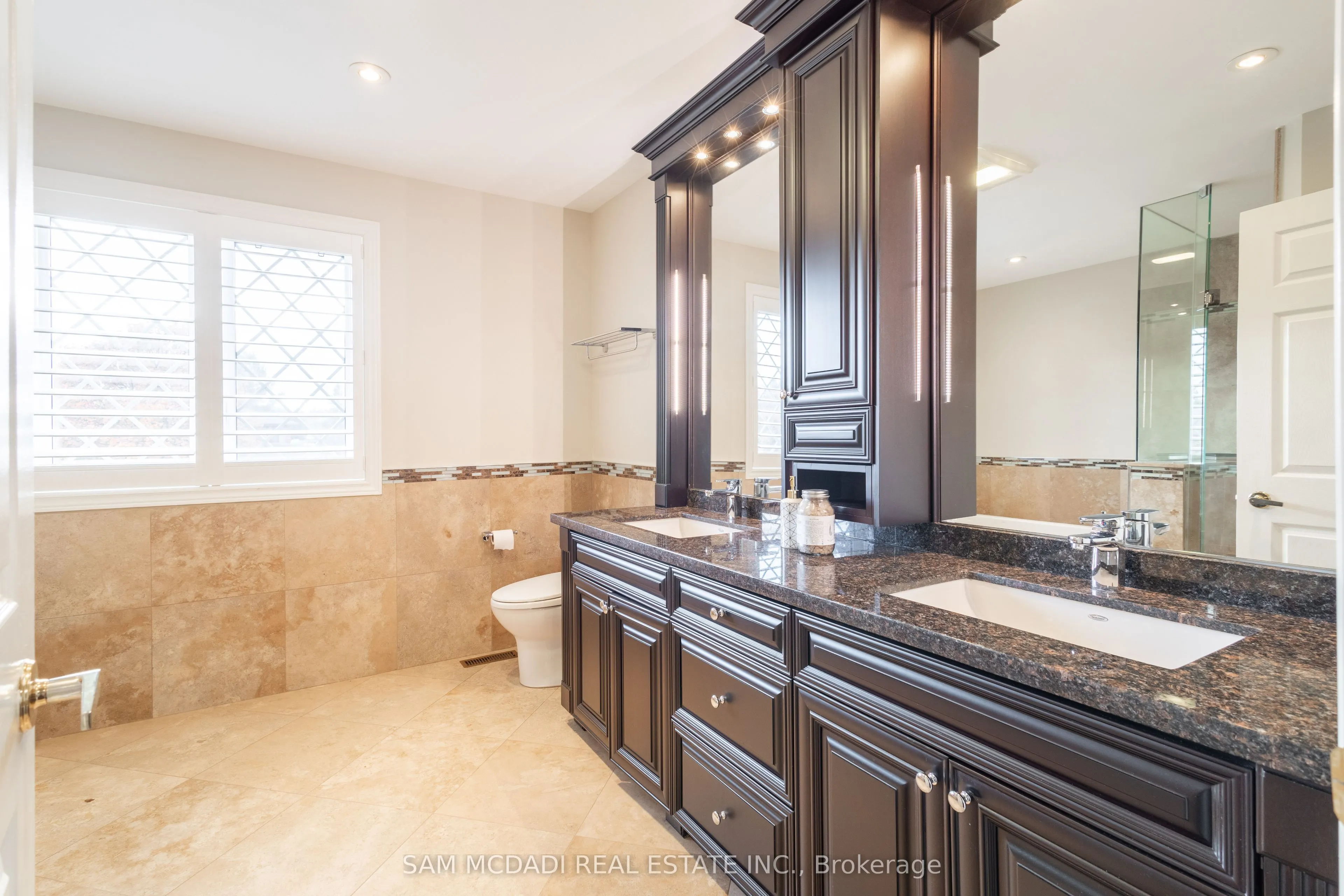 4027 Lookout Court