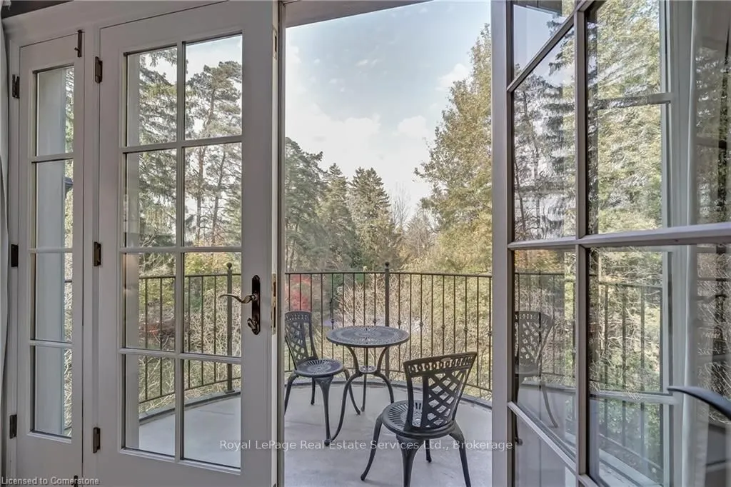 370 POPLAR Drive