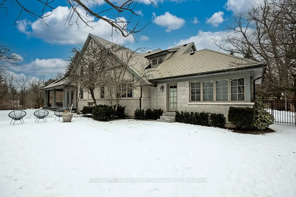 370 POPLAR Drive