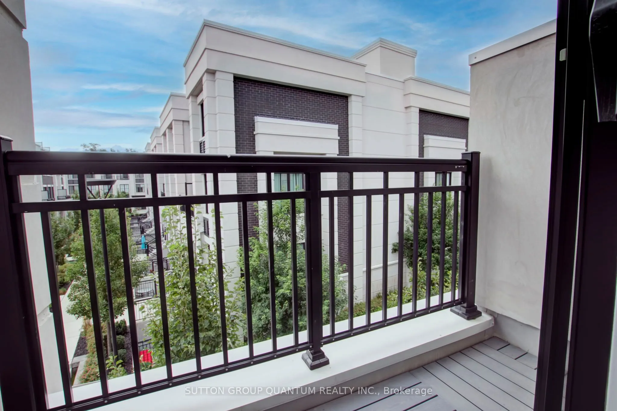 1190 Cawthra Road, #605