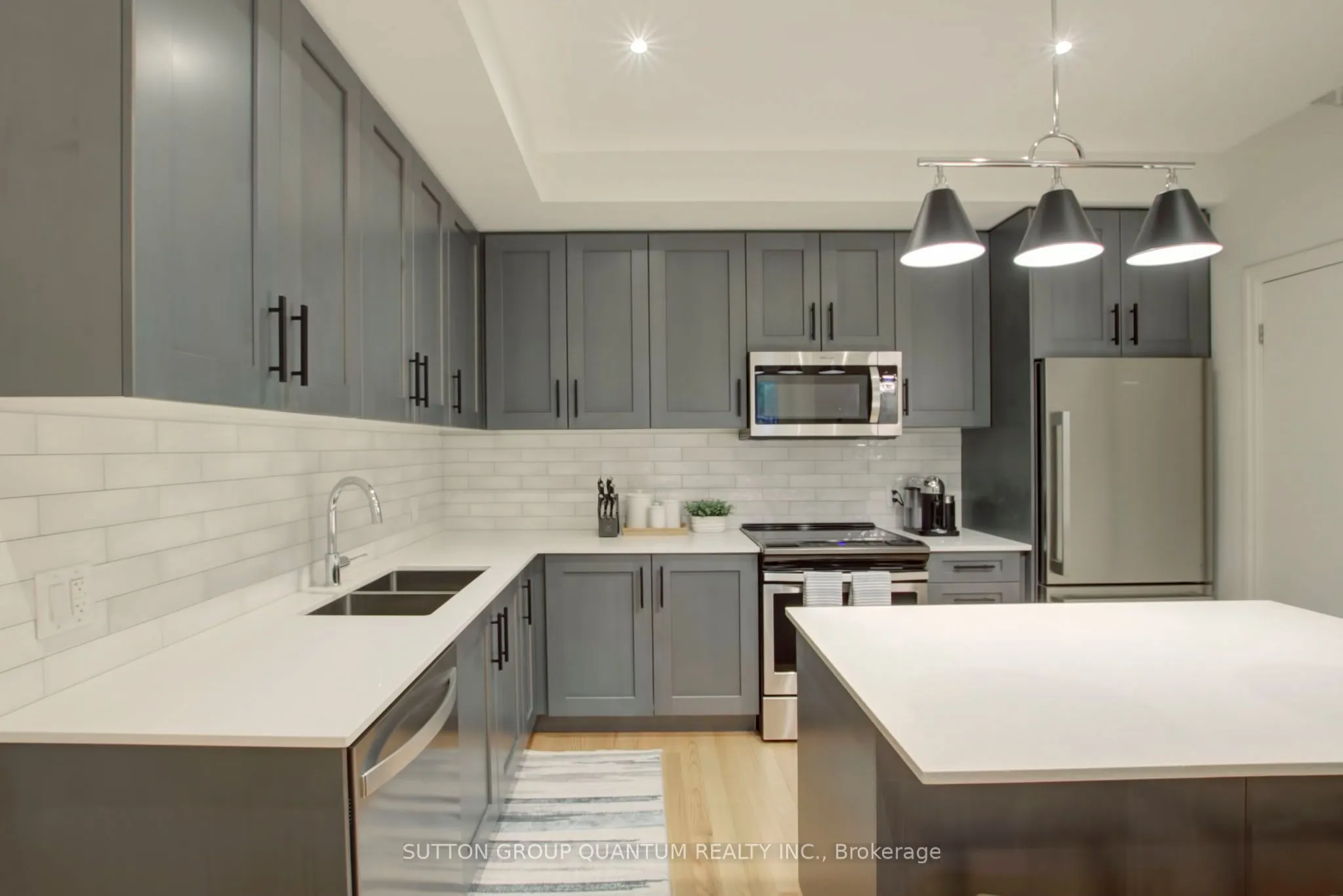1190 Cawthra Road, #605