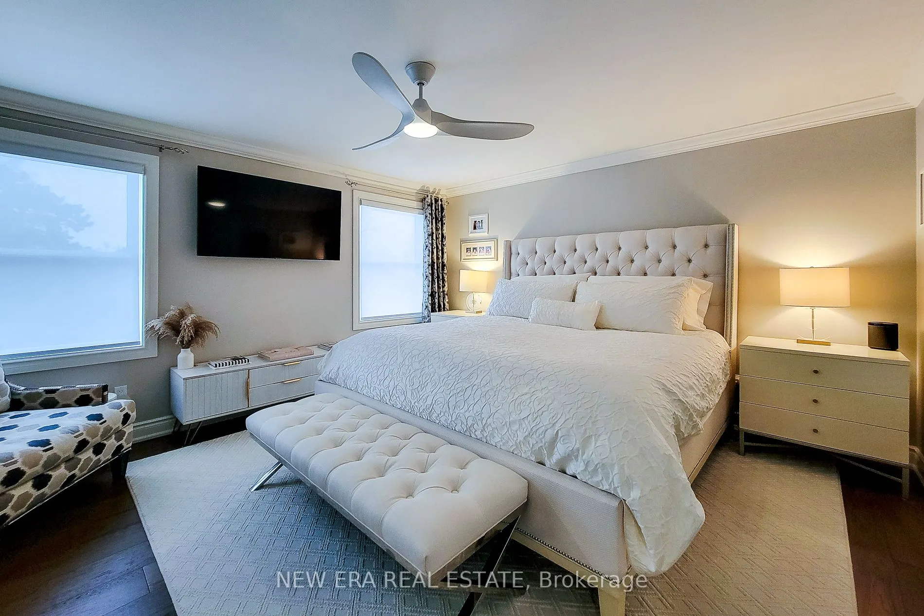 2119 Agincourt Crescent