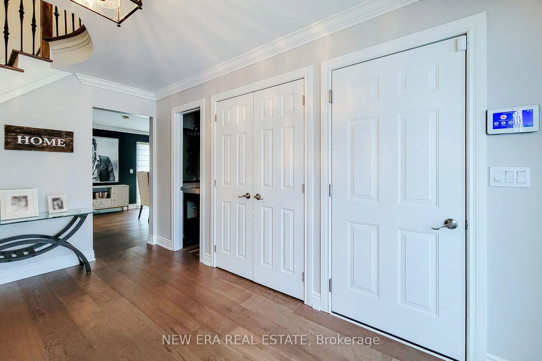 2119 Agincourt Crescent