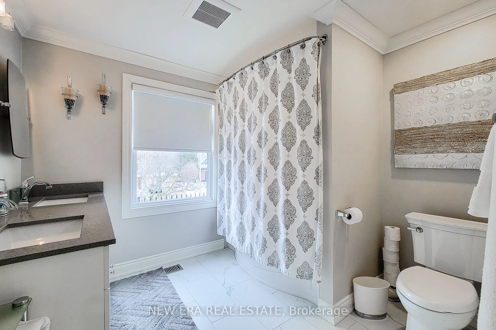 2119 Agincourt Crescent
