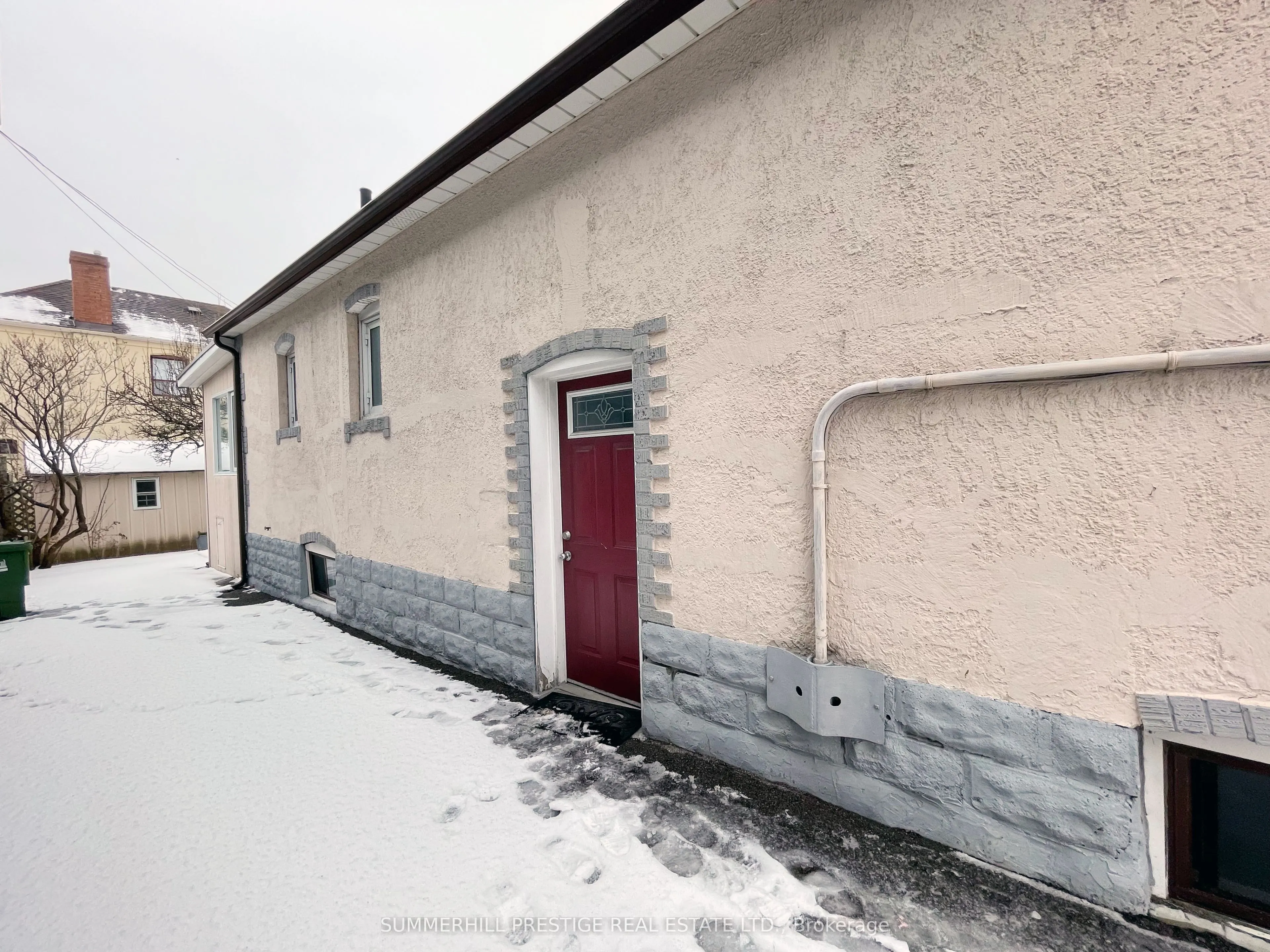 53 Bowie Avenue