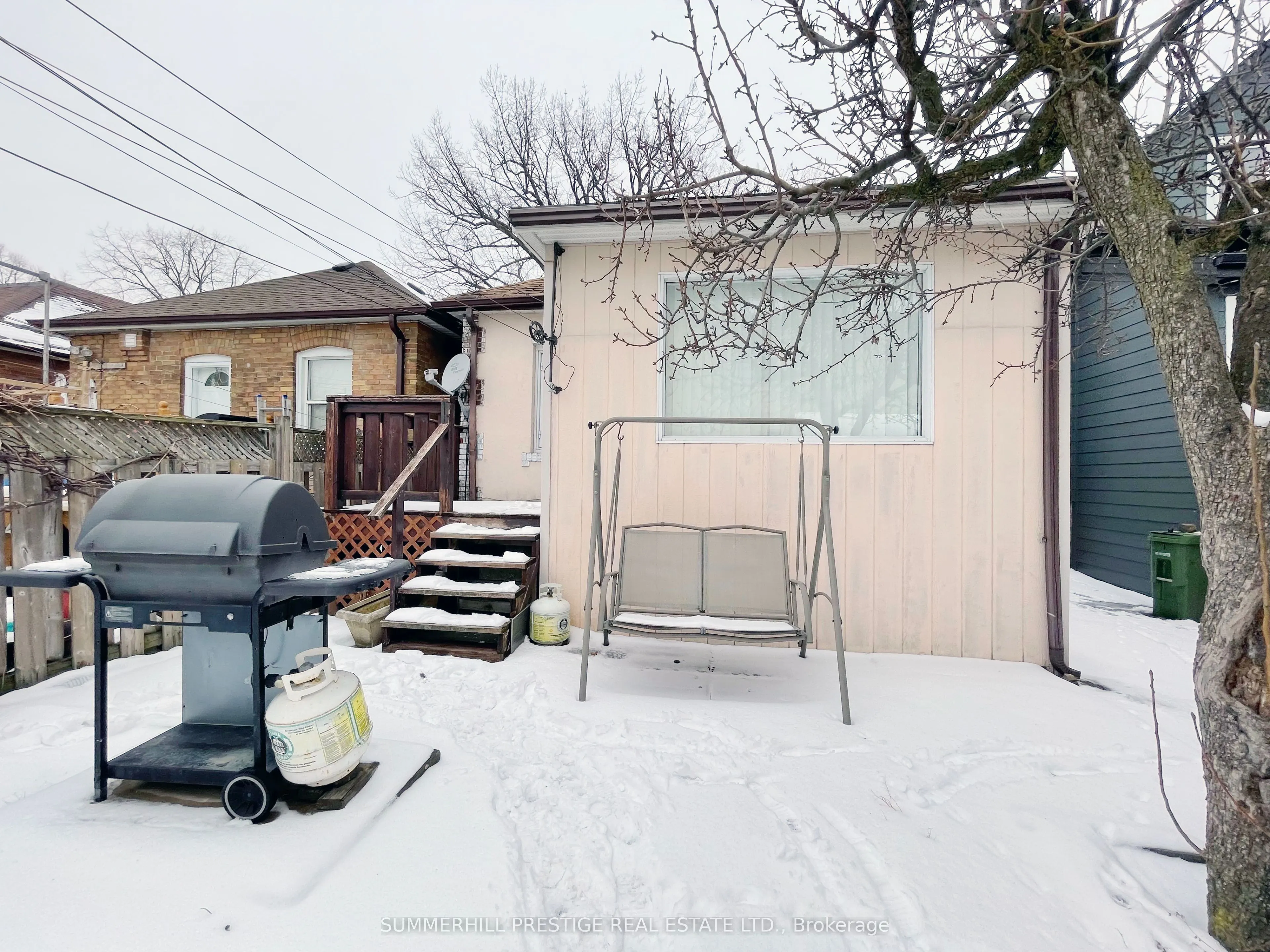 53 Bowie Avenue