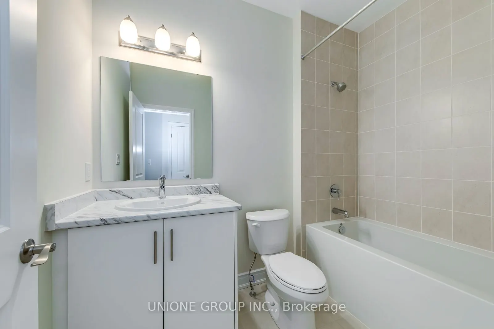 1425 Courtleigh Trail