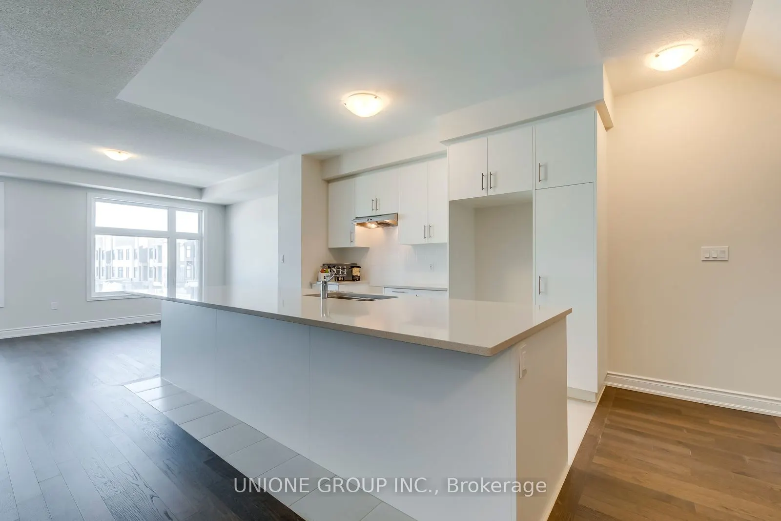 1425 Courtleigh Trail
