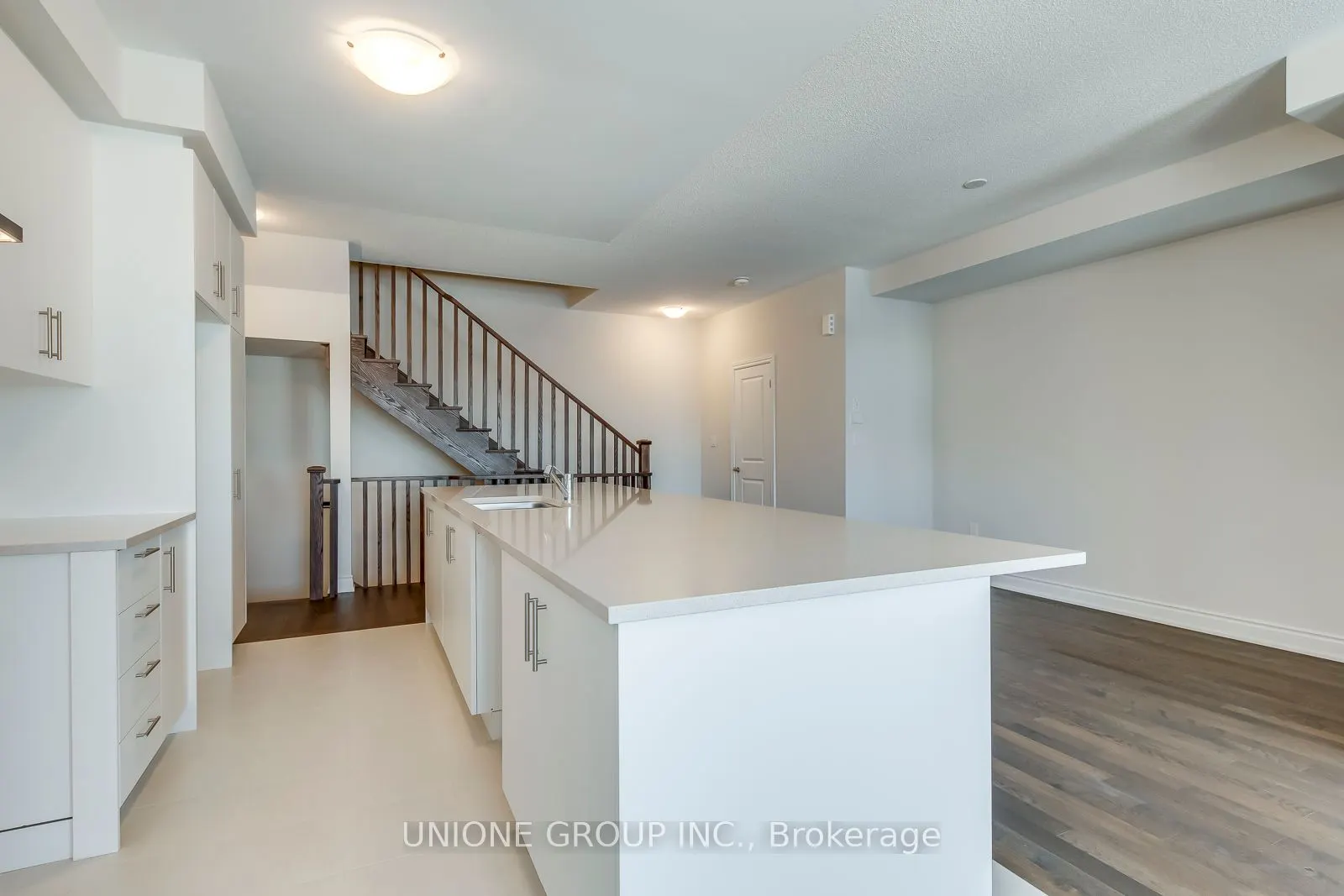 1425 Courtleigh Trail