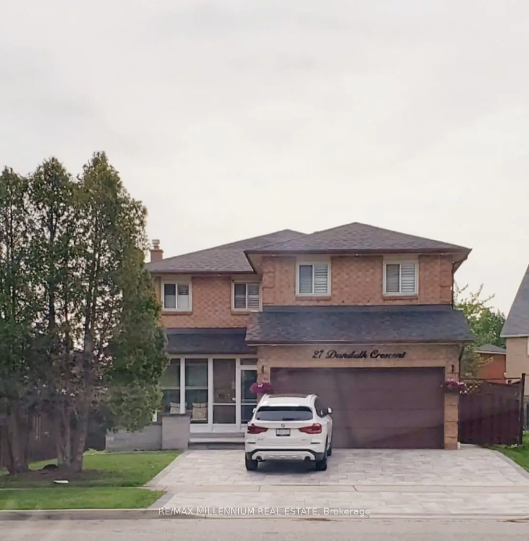 27 Dundalk Crescent