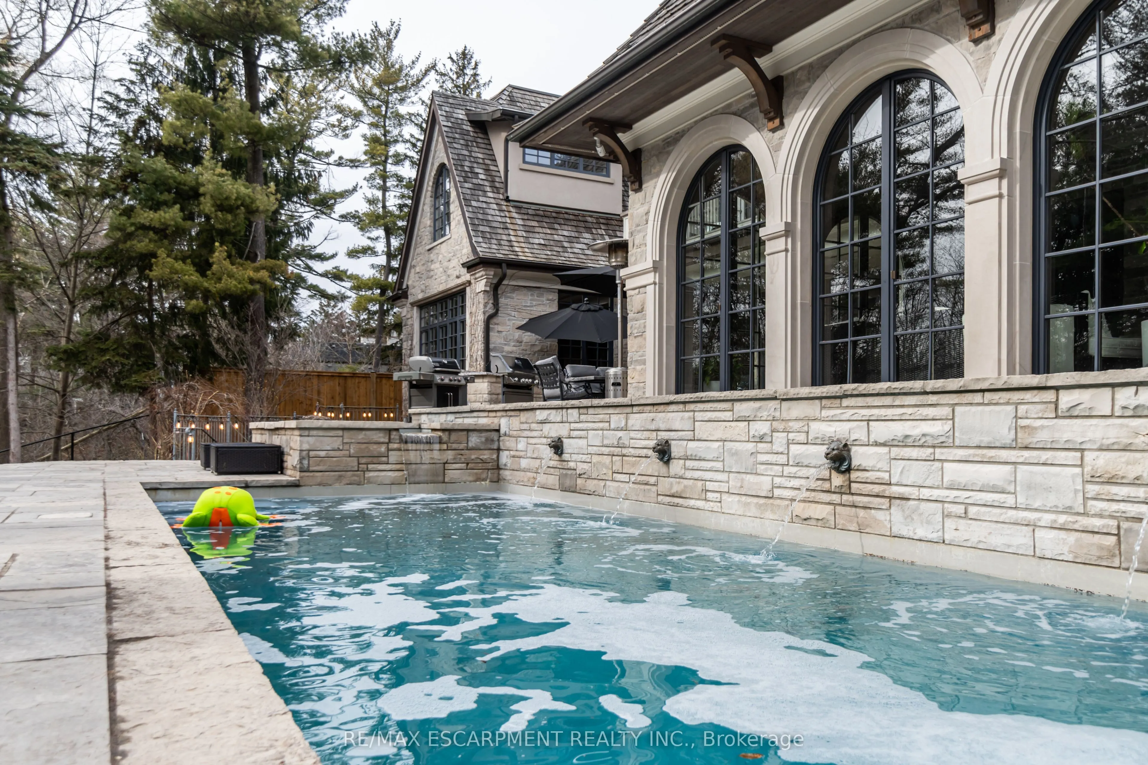 1476 Carmen Drive