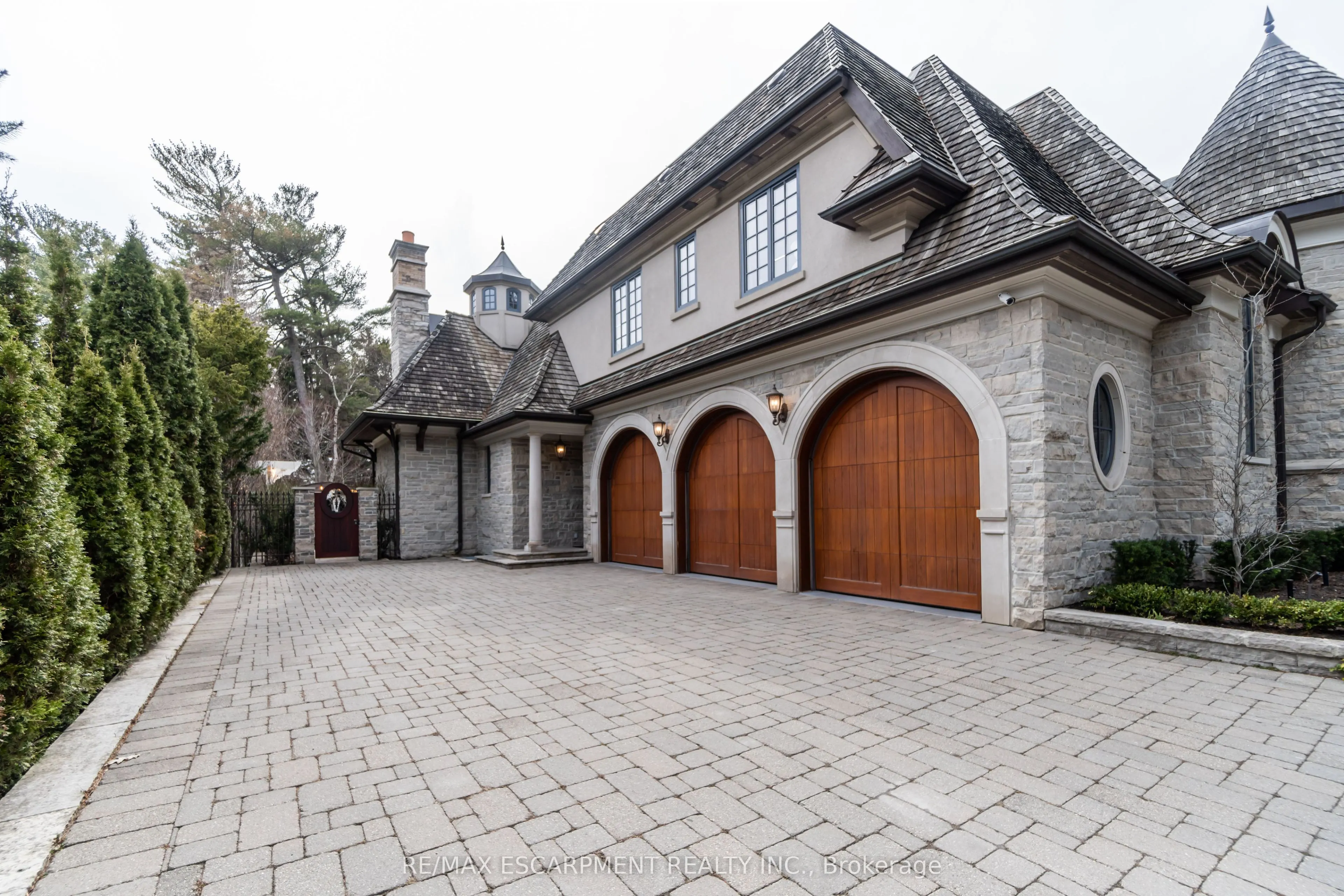 1476 Carmen Drive