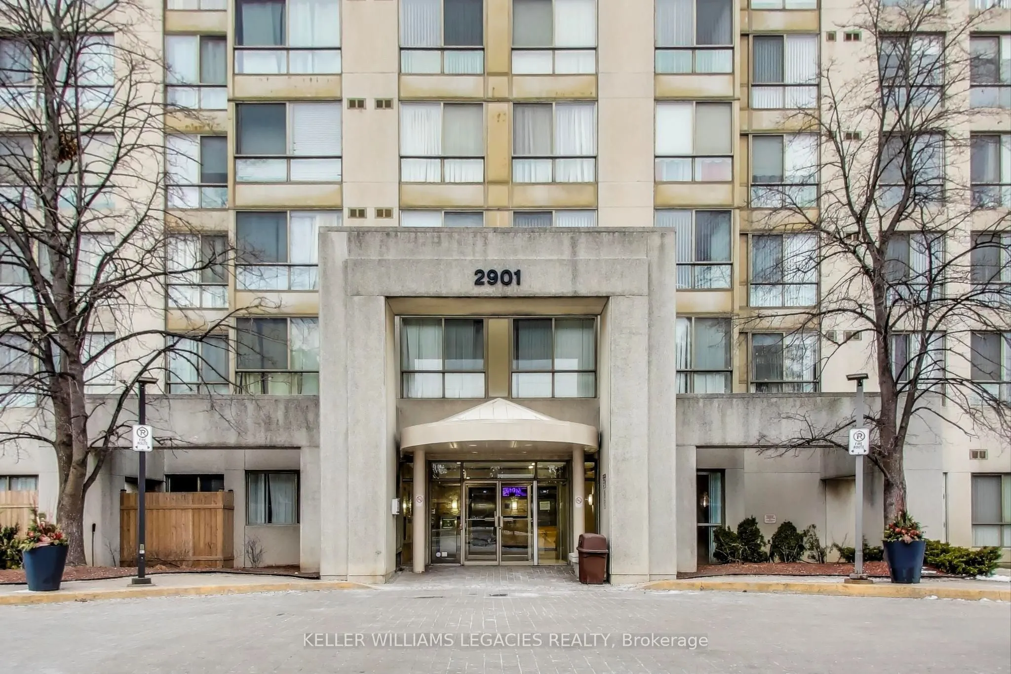 2901 Kipling Avenue, #801
