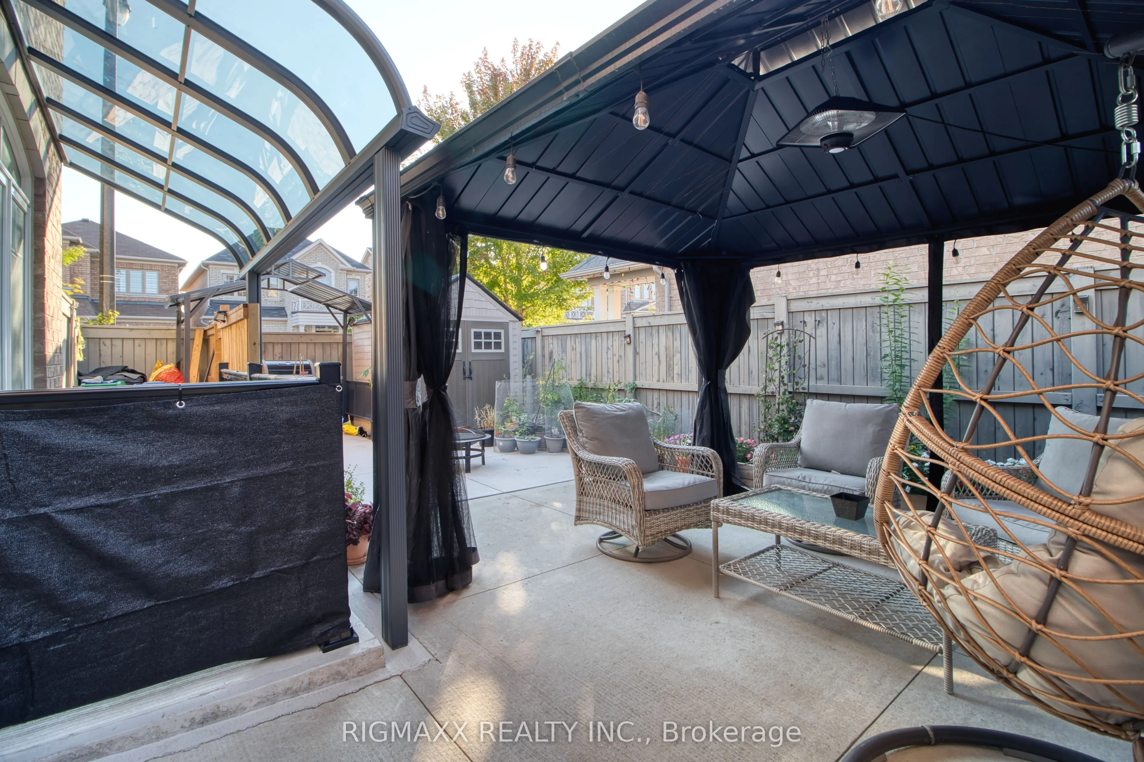 53 Lola Crescent
