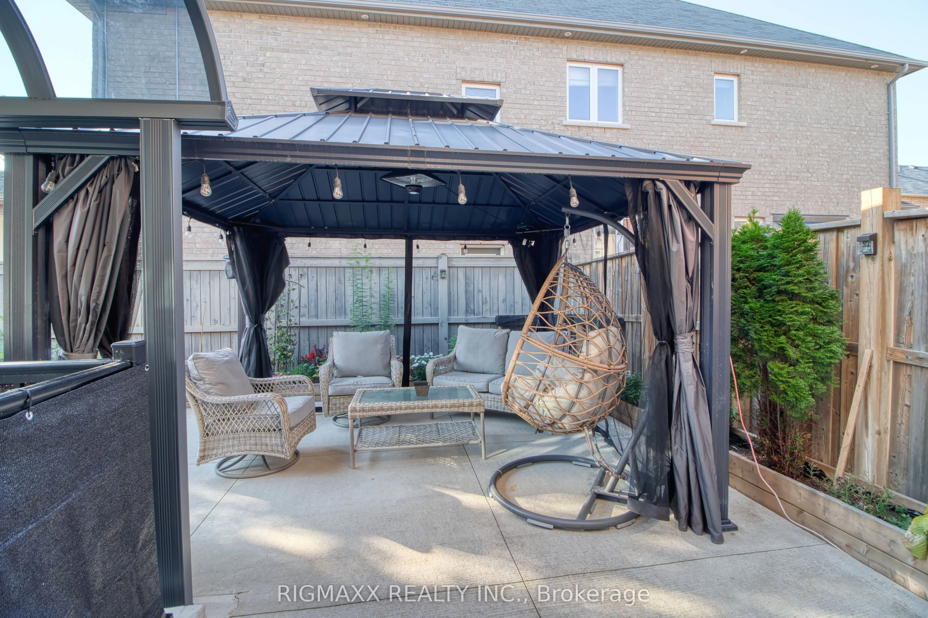 53 Lola Crescent