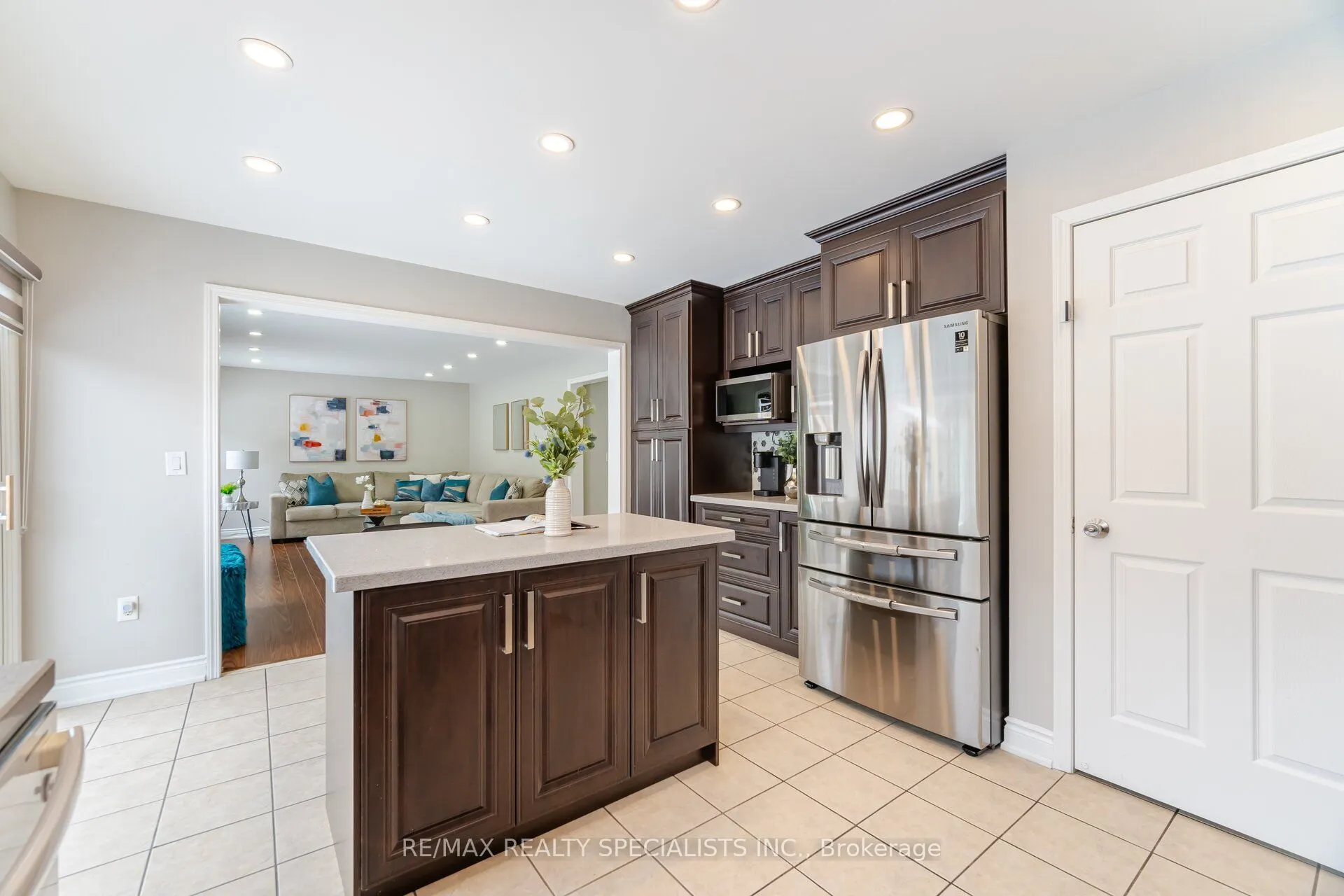 8 Upshall Drive