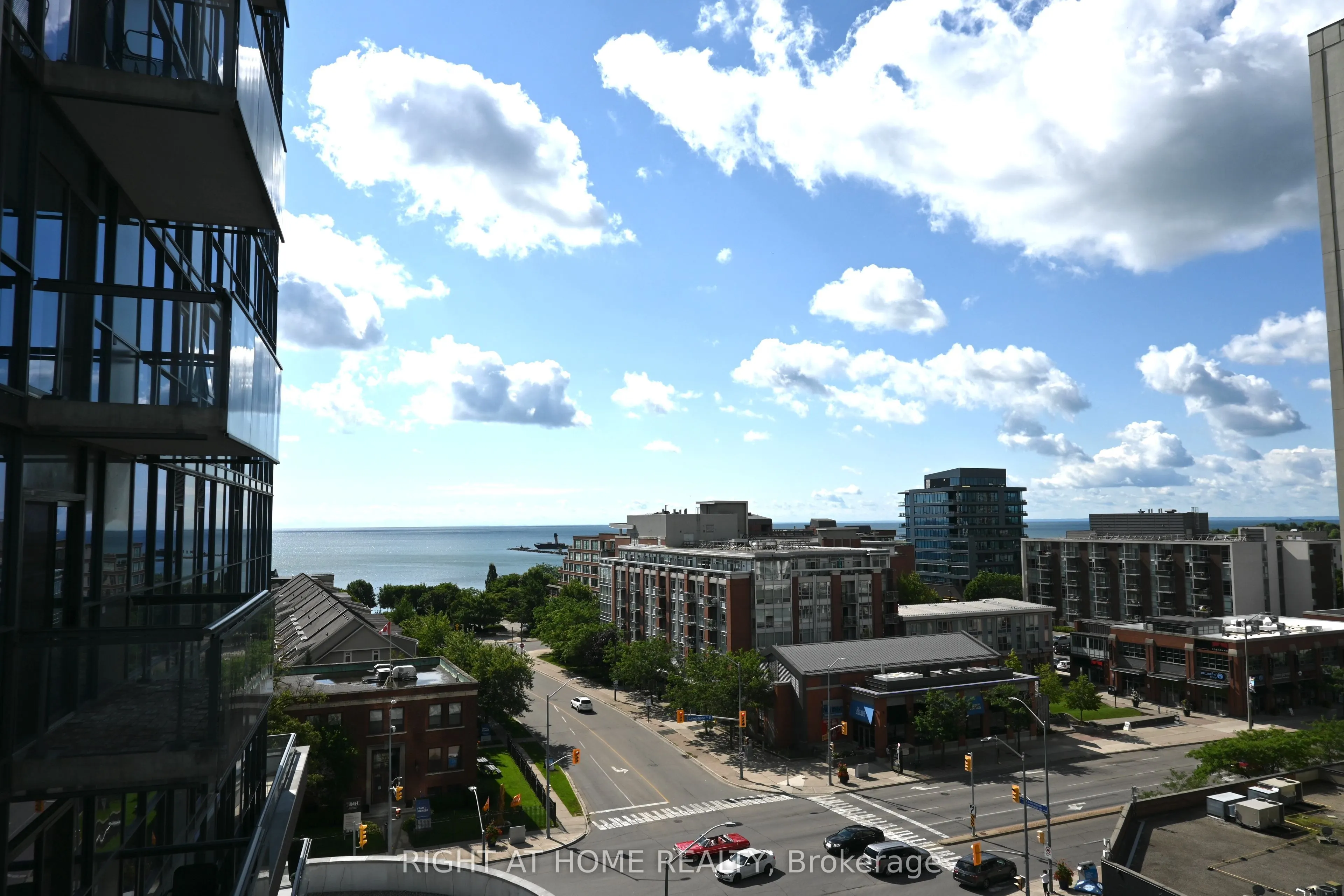 1 Hurontario Street #315