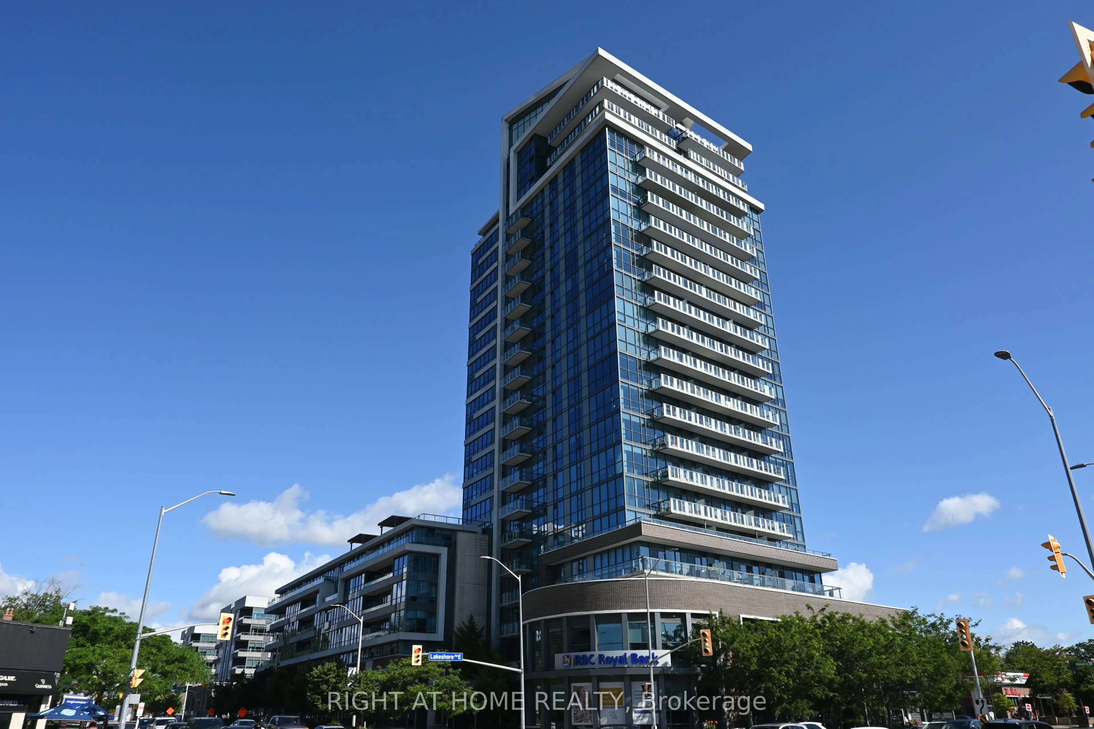 1 Hurontario Street #315