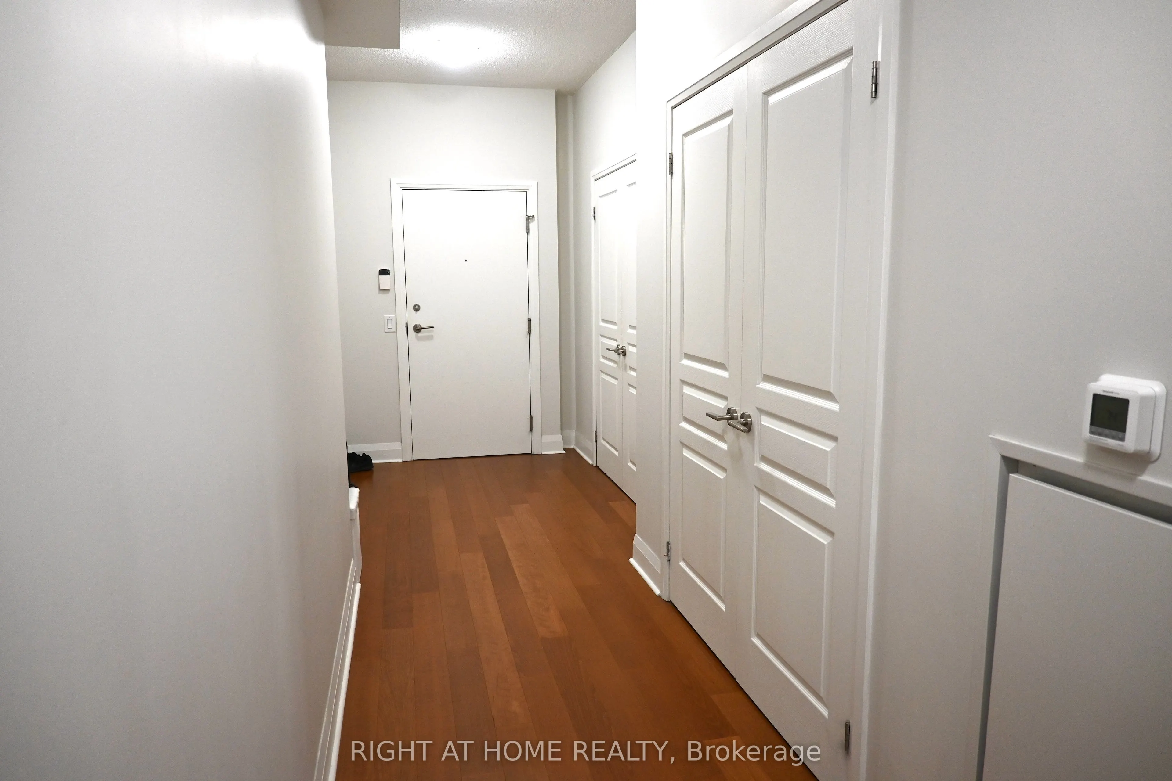 1 Hurontario Street #315