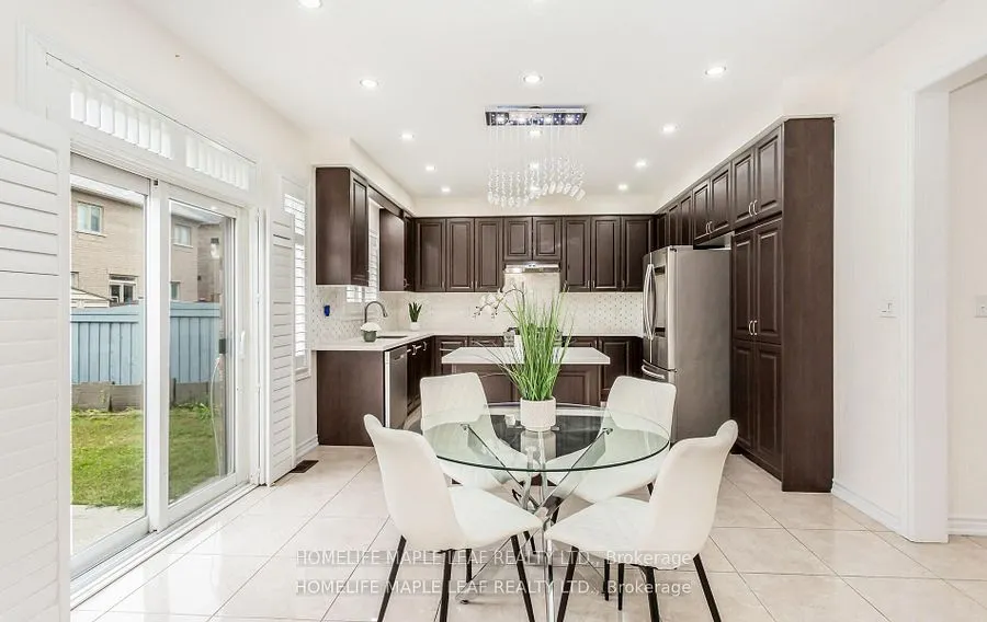 11 Cloverhaven Road