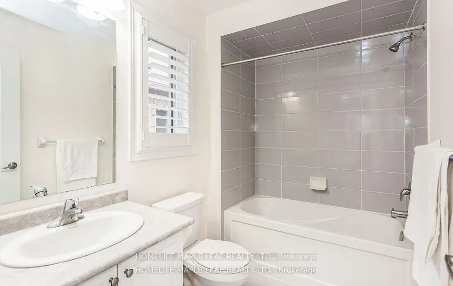 11 Cloverhaven Road