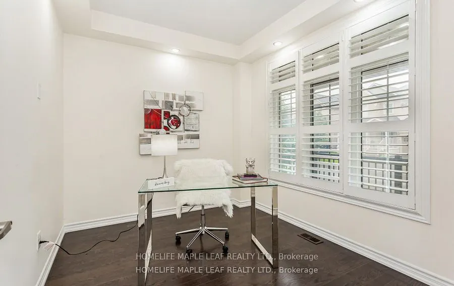 11 Cloverhaven Road