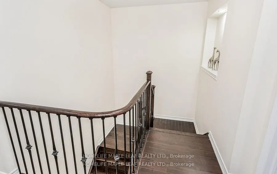 11 Cloverhaven Road