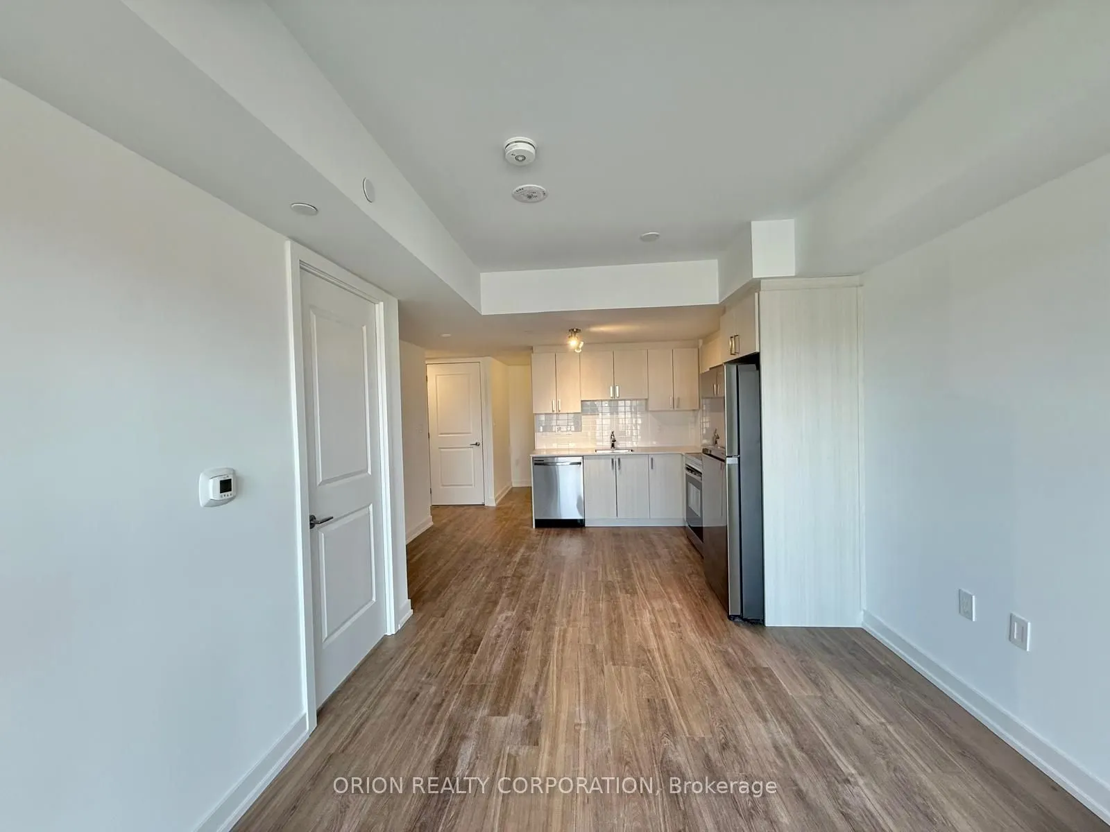 556 Marlee Avenue, #219