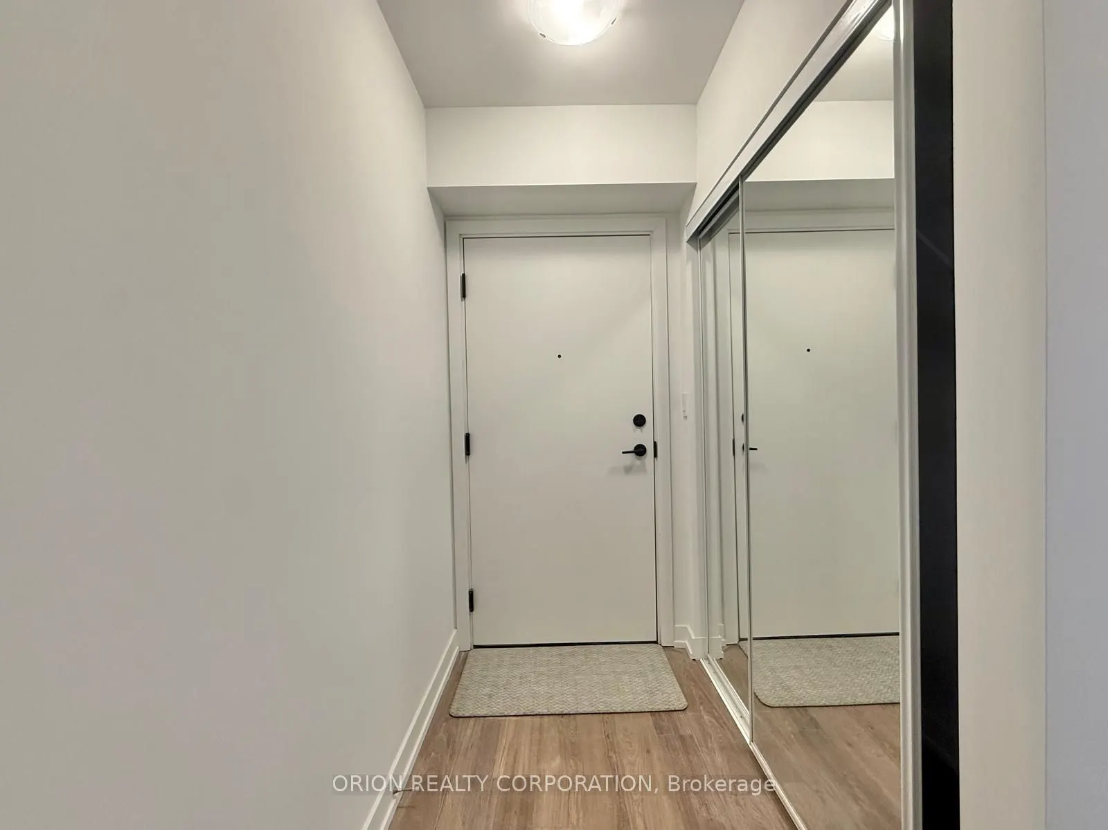 556 Marlee Avenue, #219