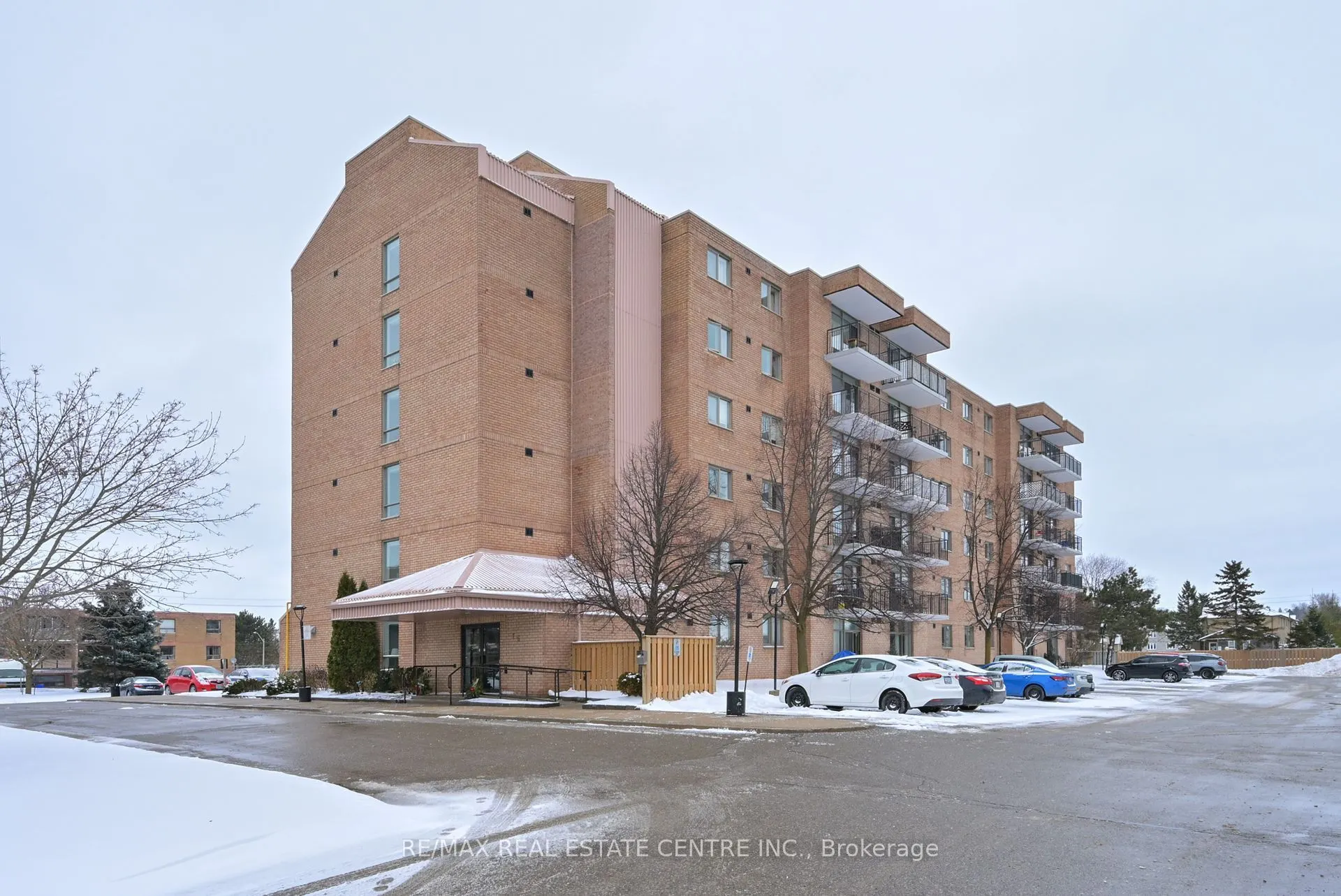 16 Fourth Street, #28