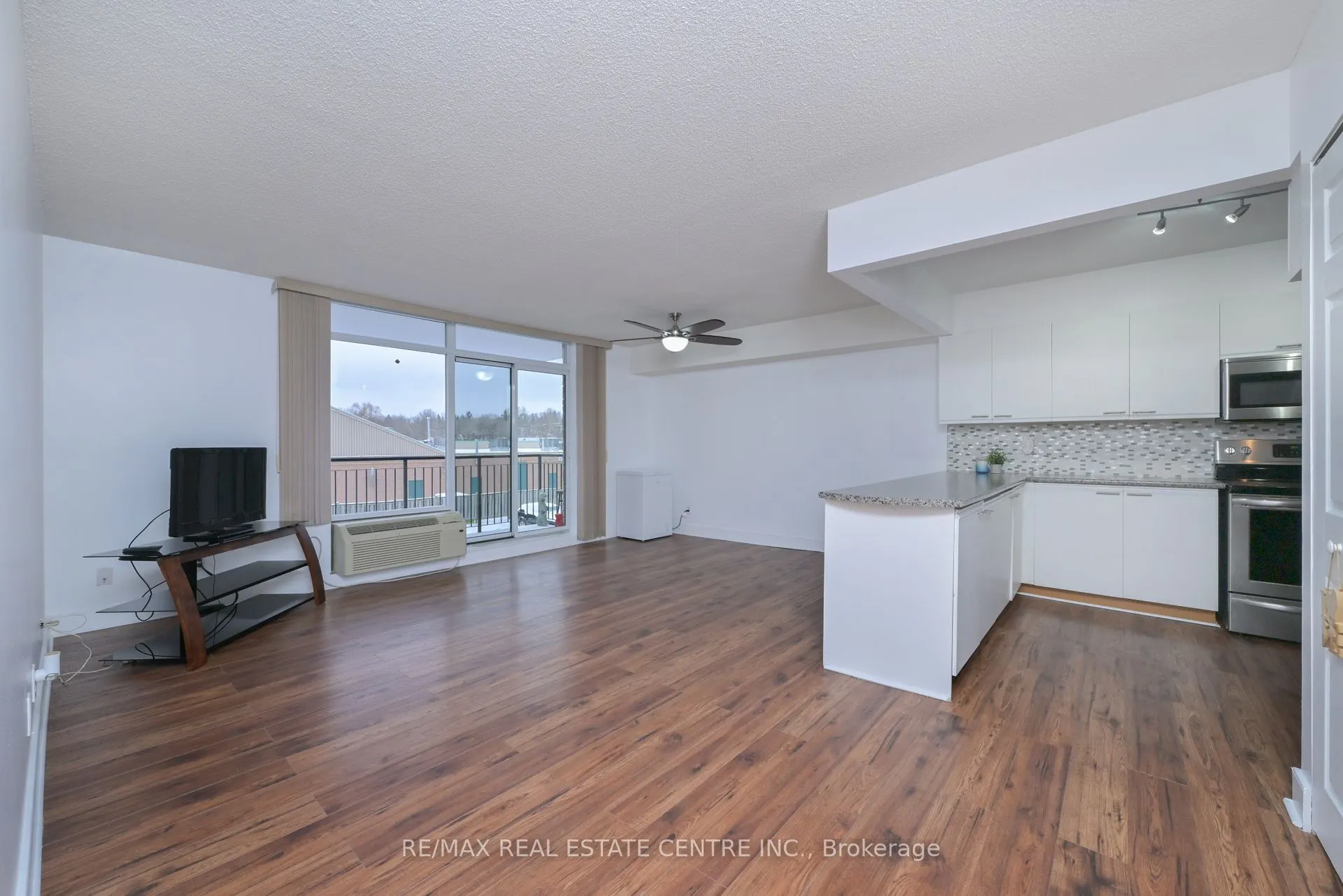 16 Fourth Street, #28