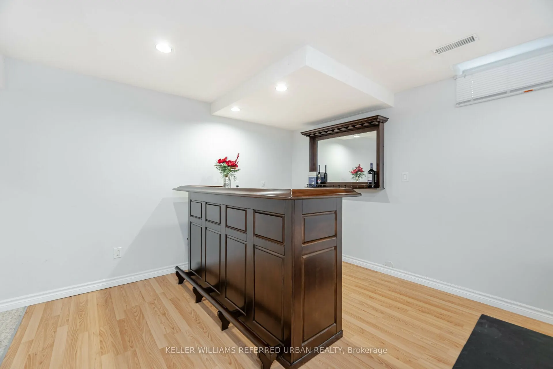 522 Larkspur Lane