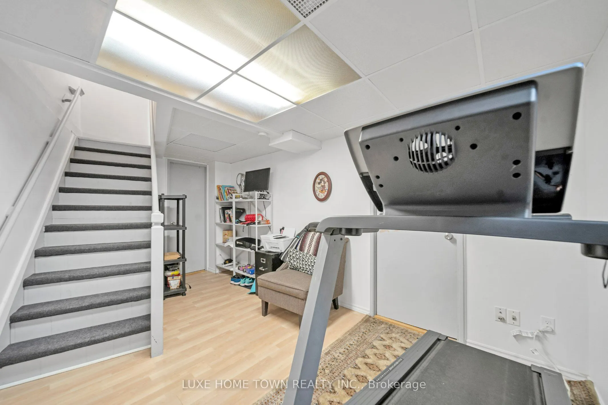 400 Mississauga Valley Boulevard #160