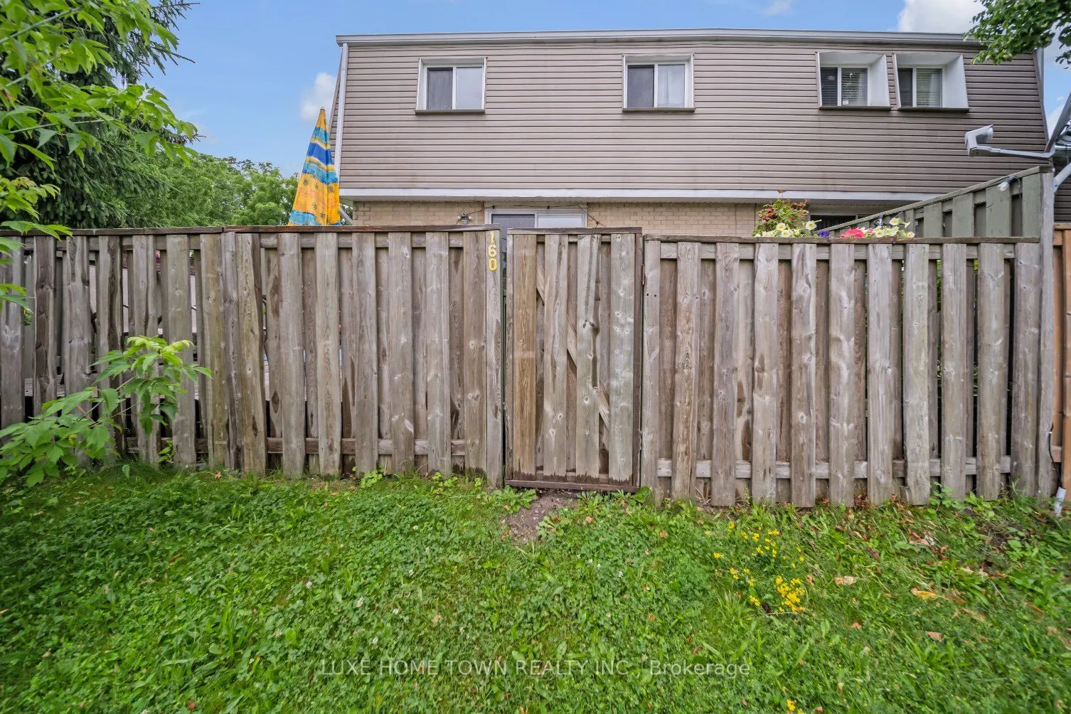 400 Mississauga Valley Boulevard #160