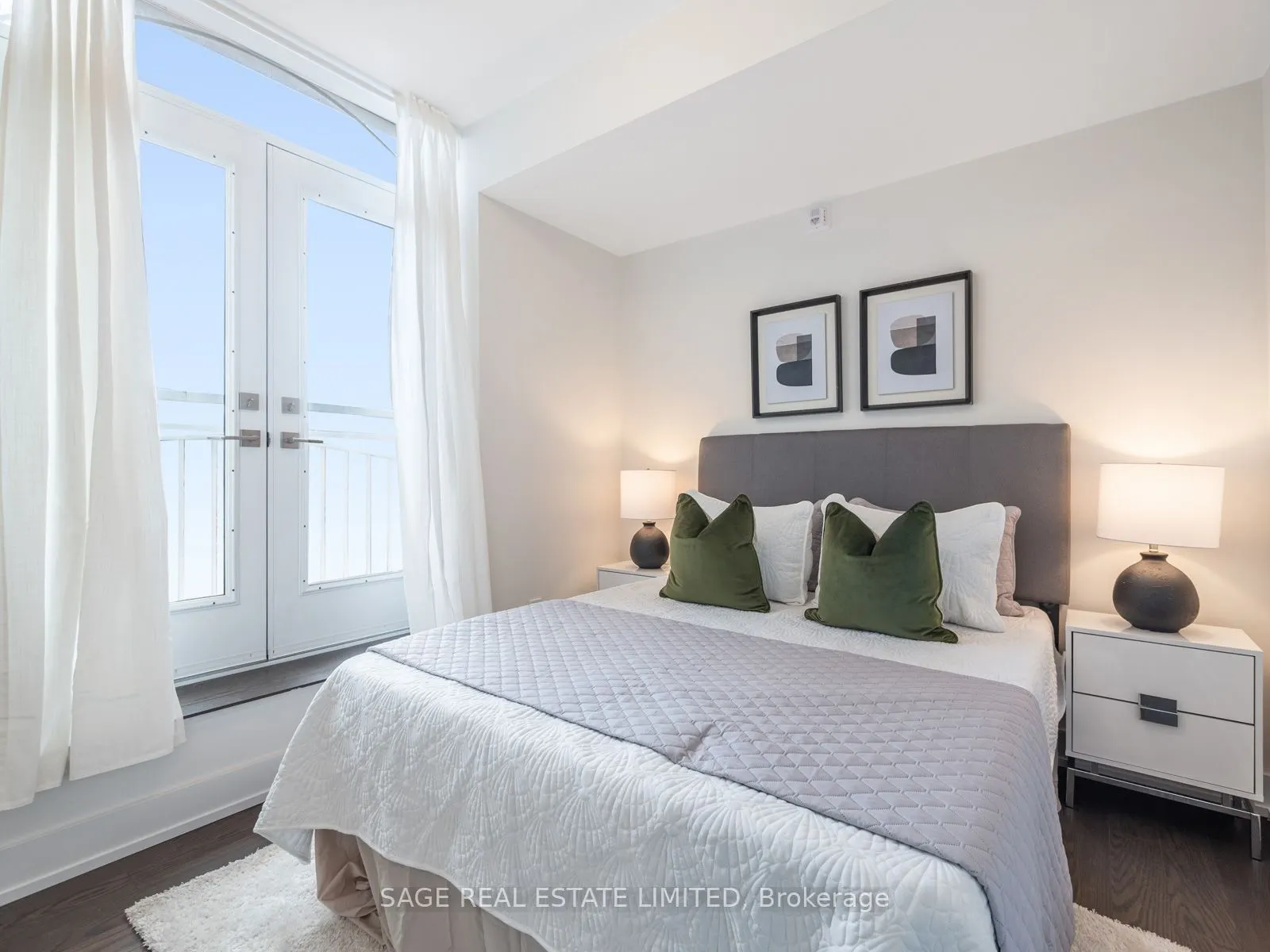 1183 Dufferin Street, #102