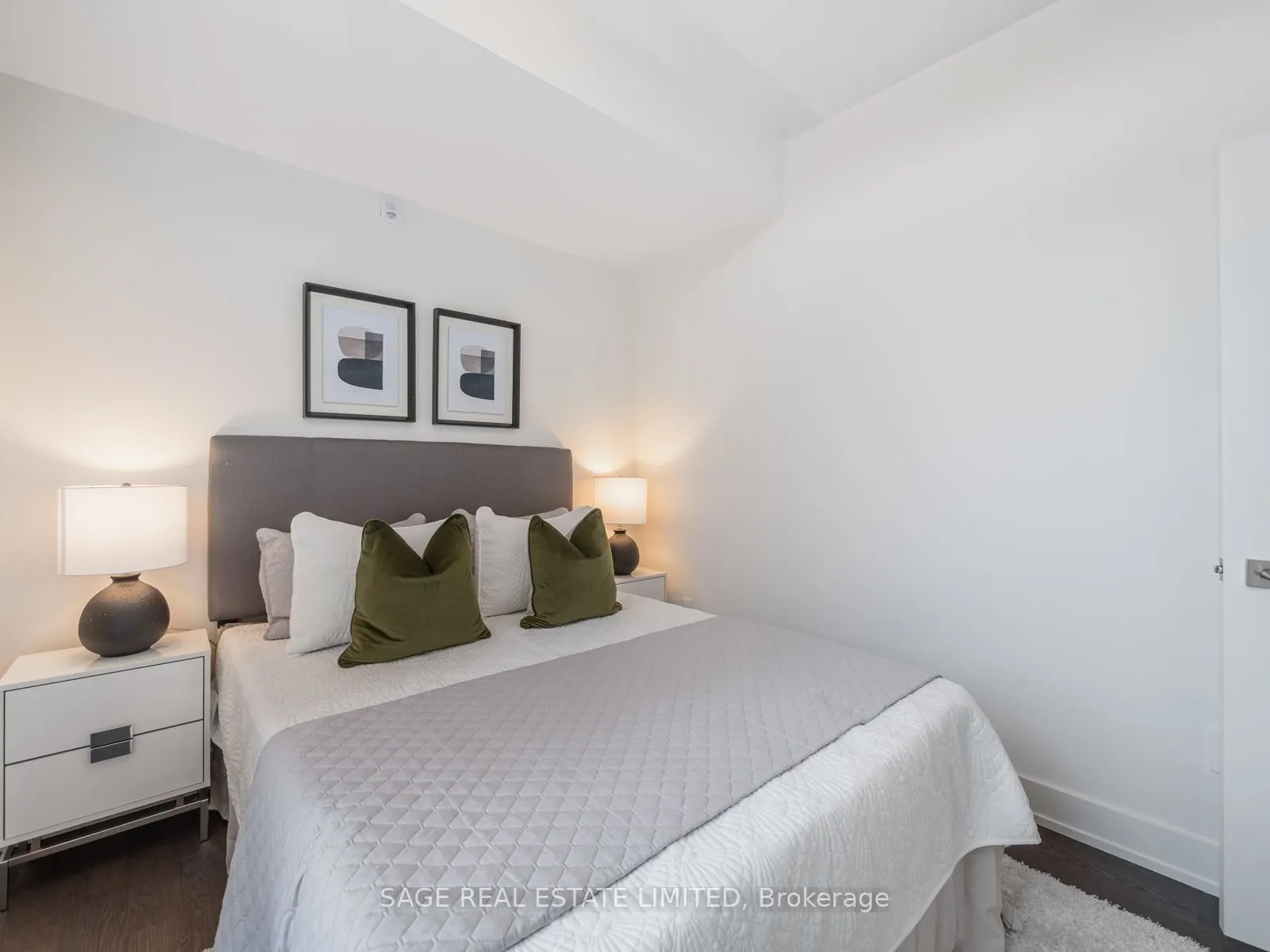 1183 Dufferin Street, #102
