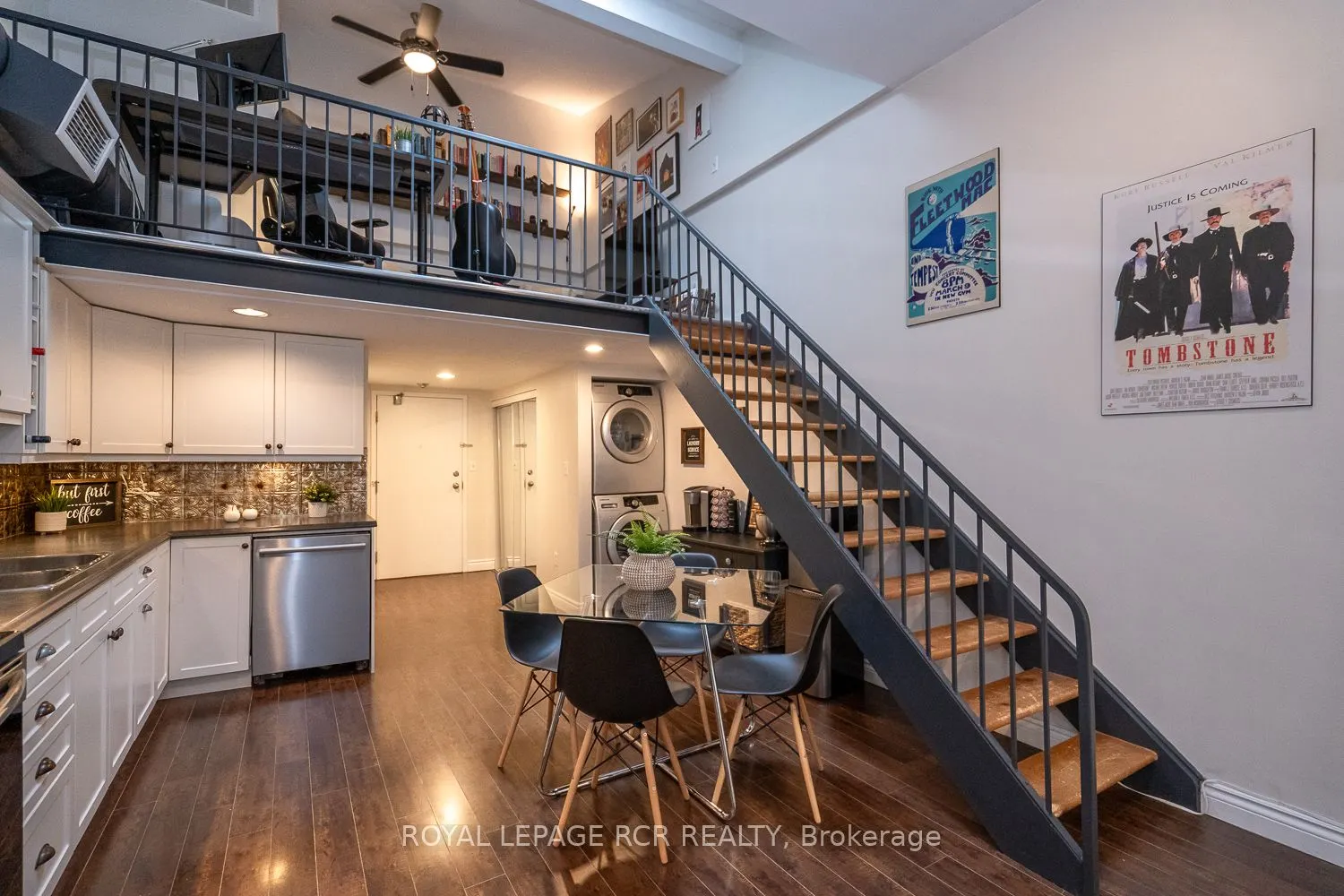 123 Broadway Avenue, #A