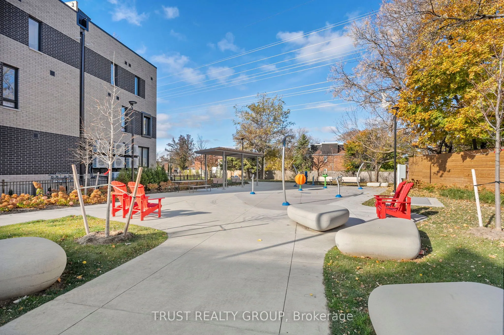 10 Ed Clark Gardens Avenue, #7