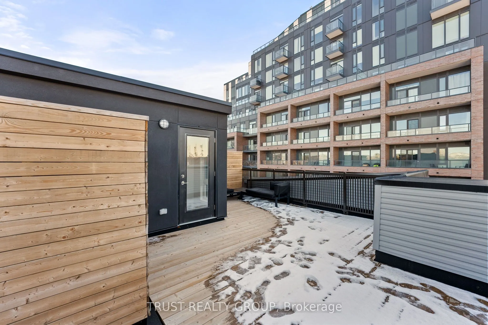 10 Ed Clark Gardens Avenue, #7