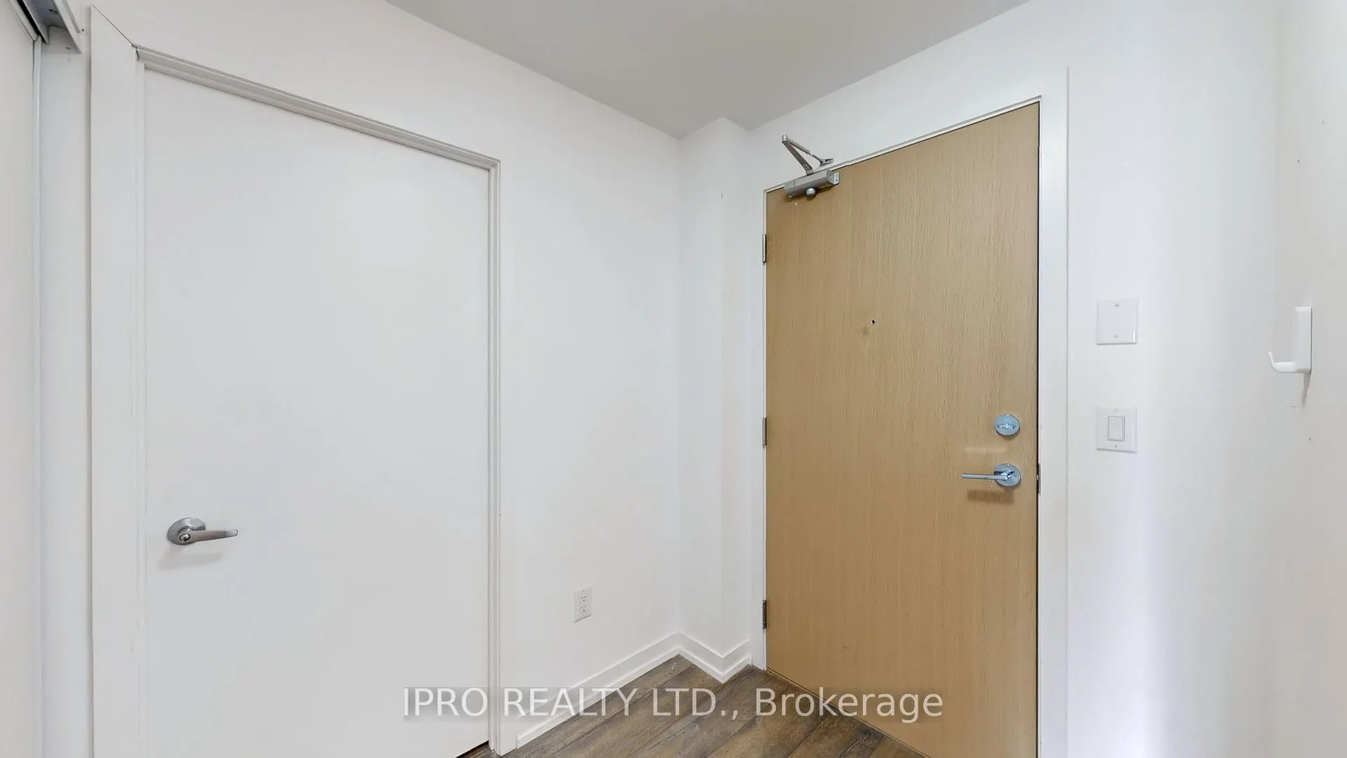 2520 Eglinton Avenue W, #1119