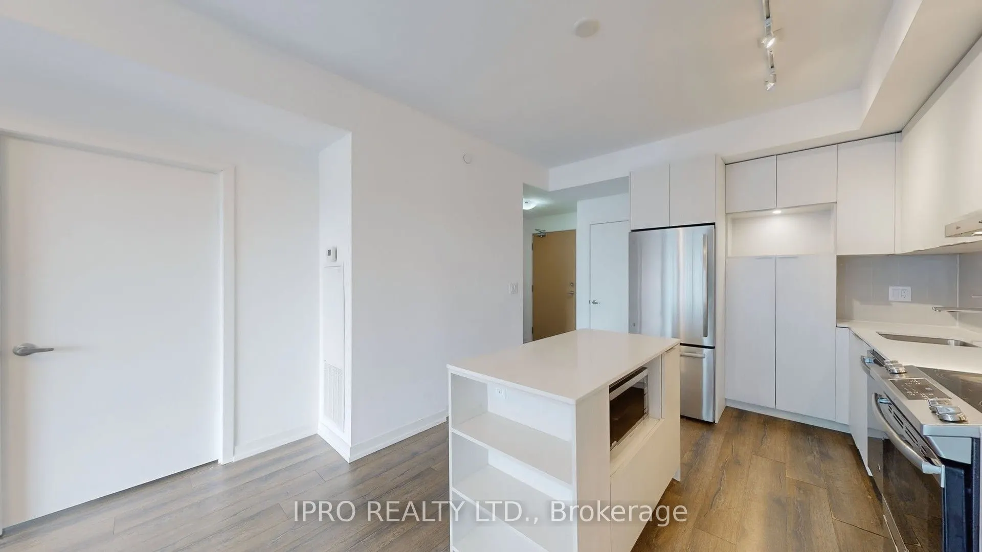 2520 Eglinton Avenue W, #1119