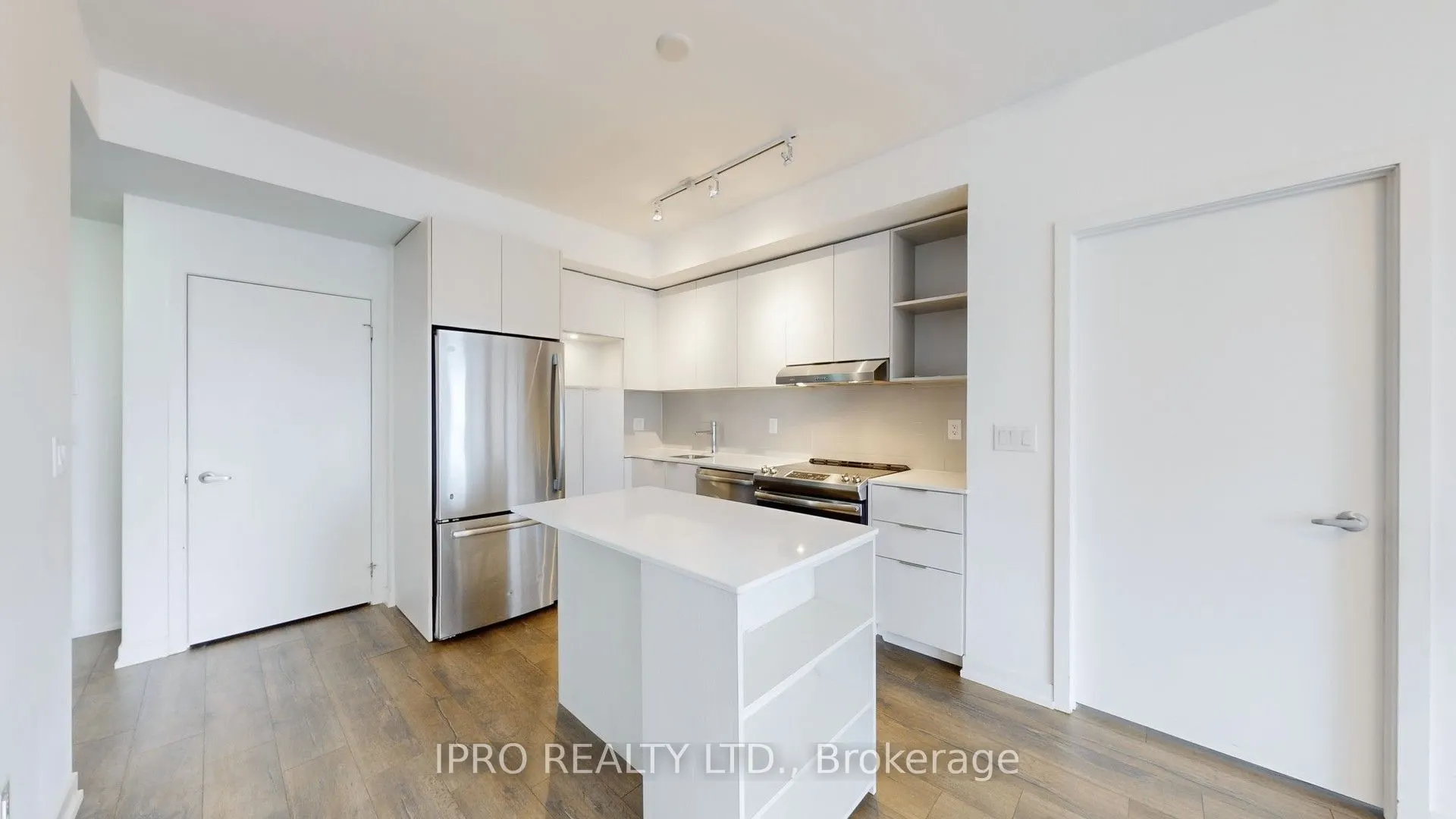 2520 Eglinton Avenue W, #1119