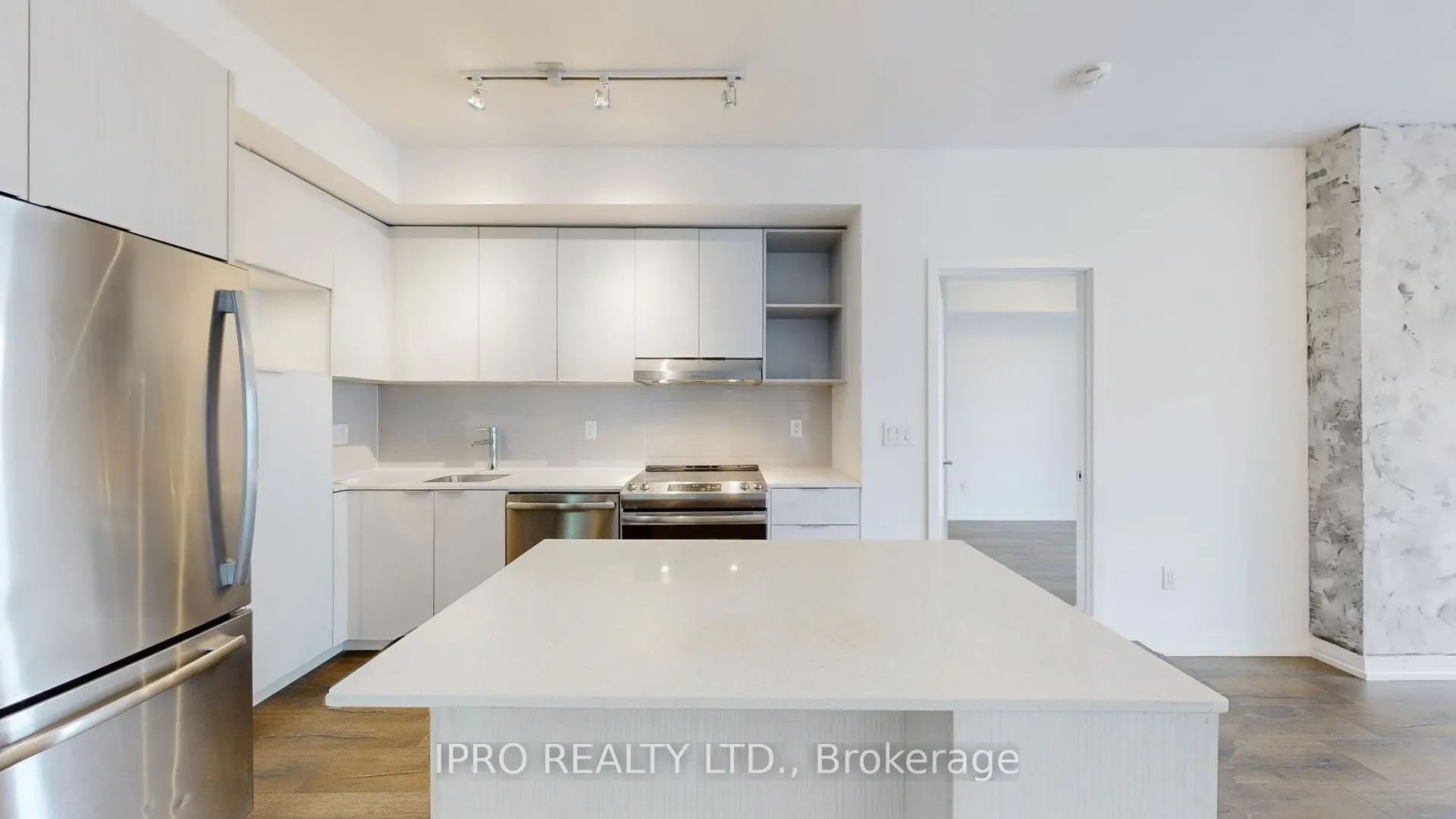 2520 Eglinton Avenue W, #1119