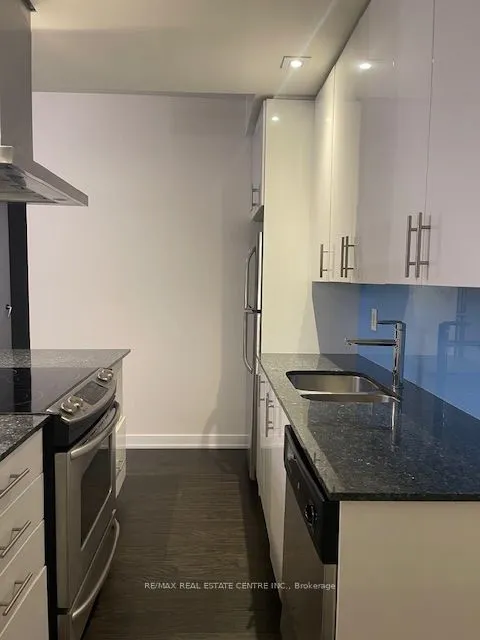 165 Legion Road N, #2330