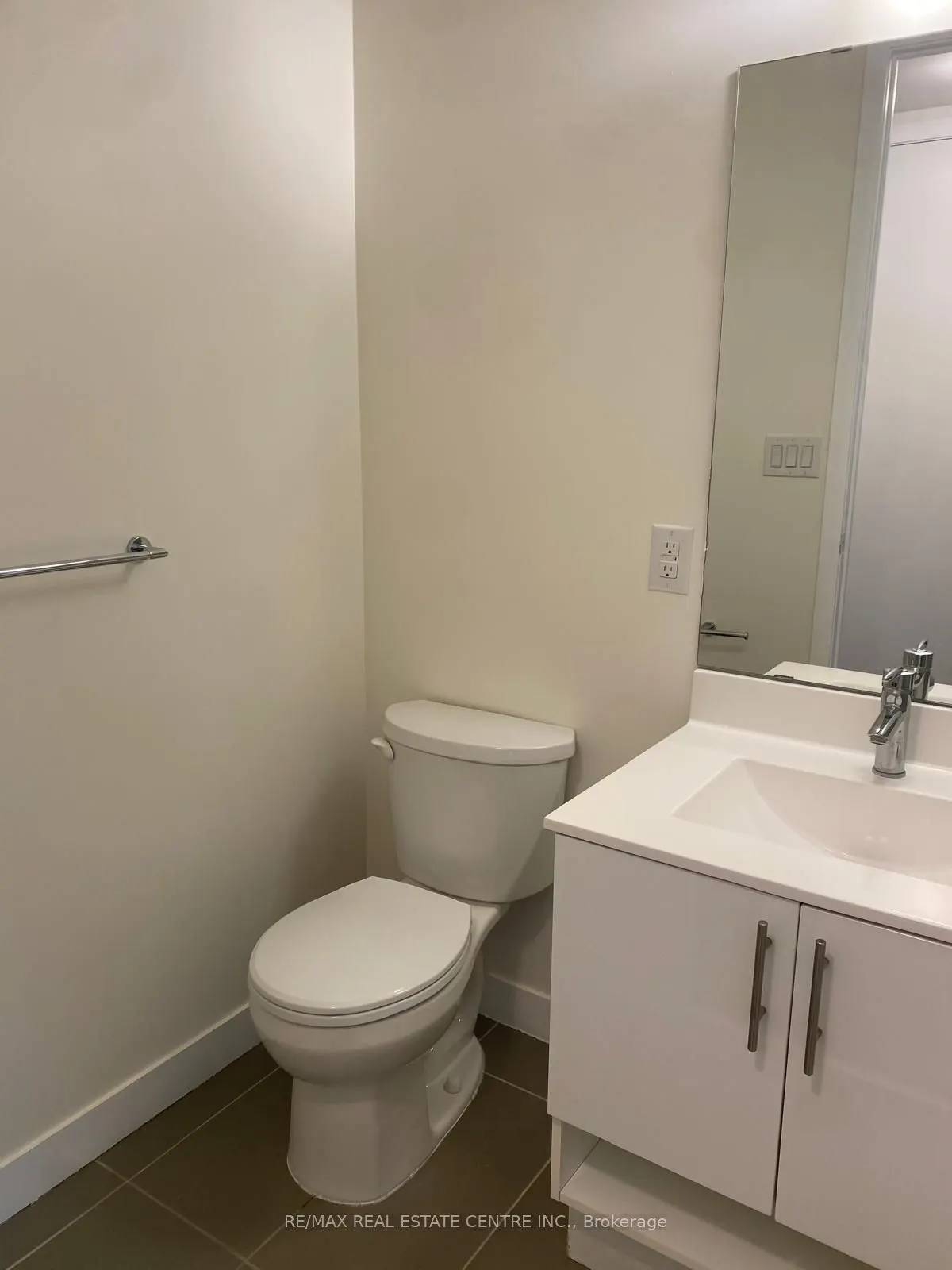 165 Legion Road N, #2330