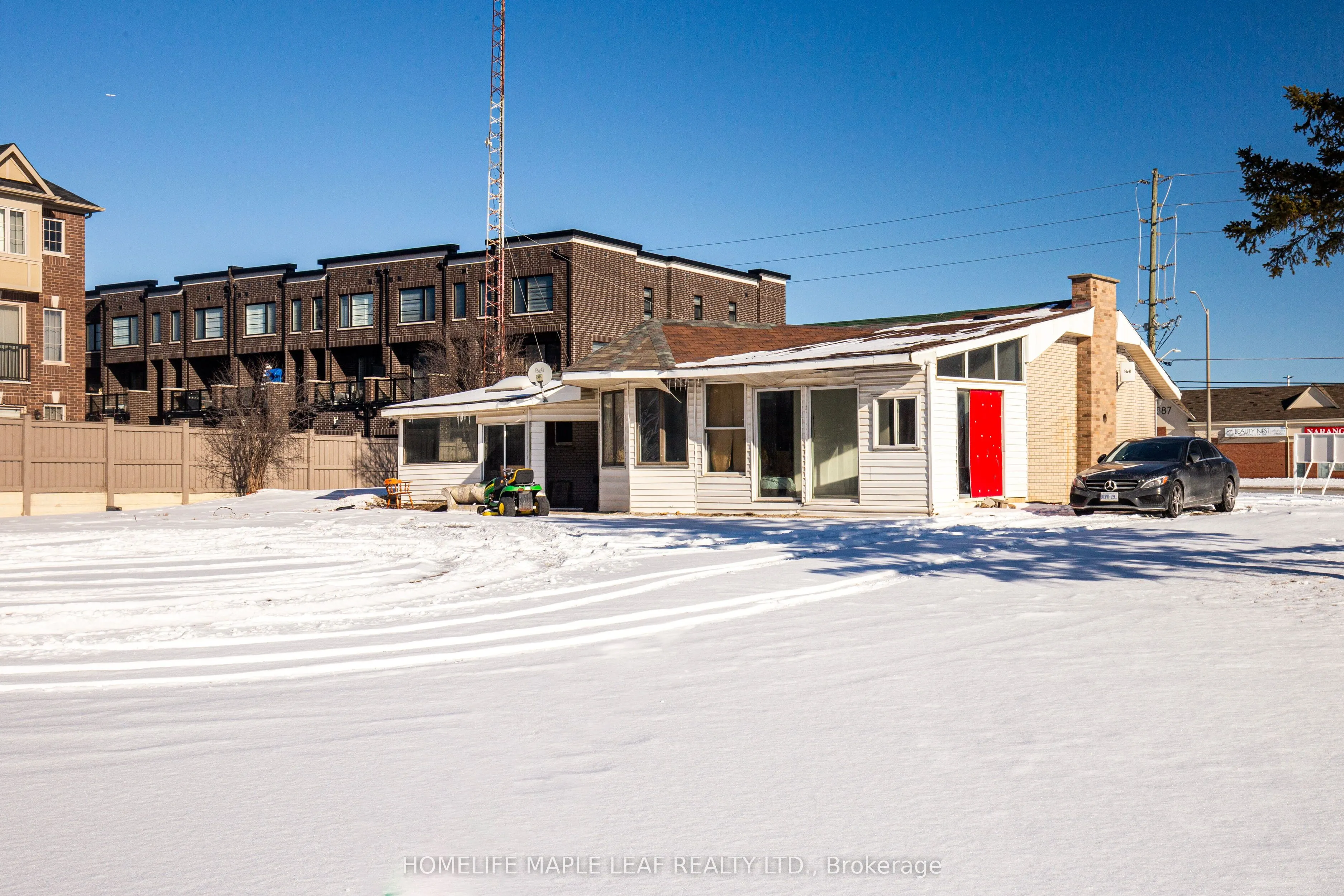 8888 The Gore Road