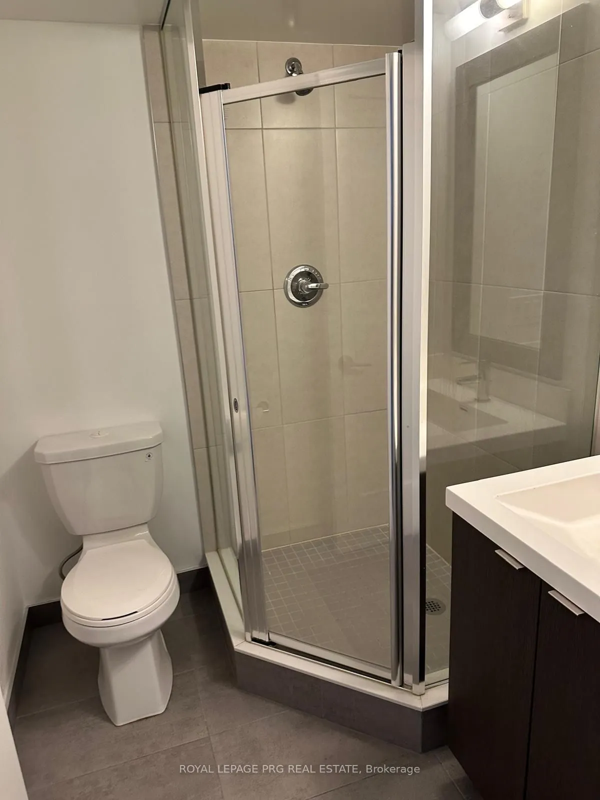 9 Mabelle Avenue, #2721